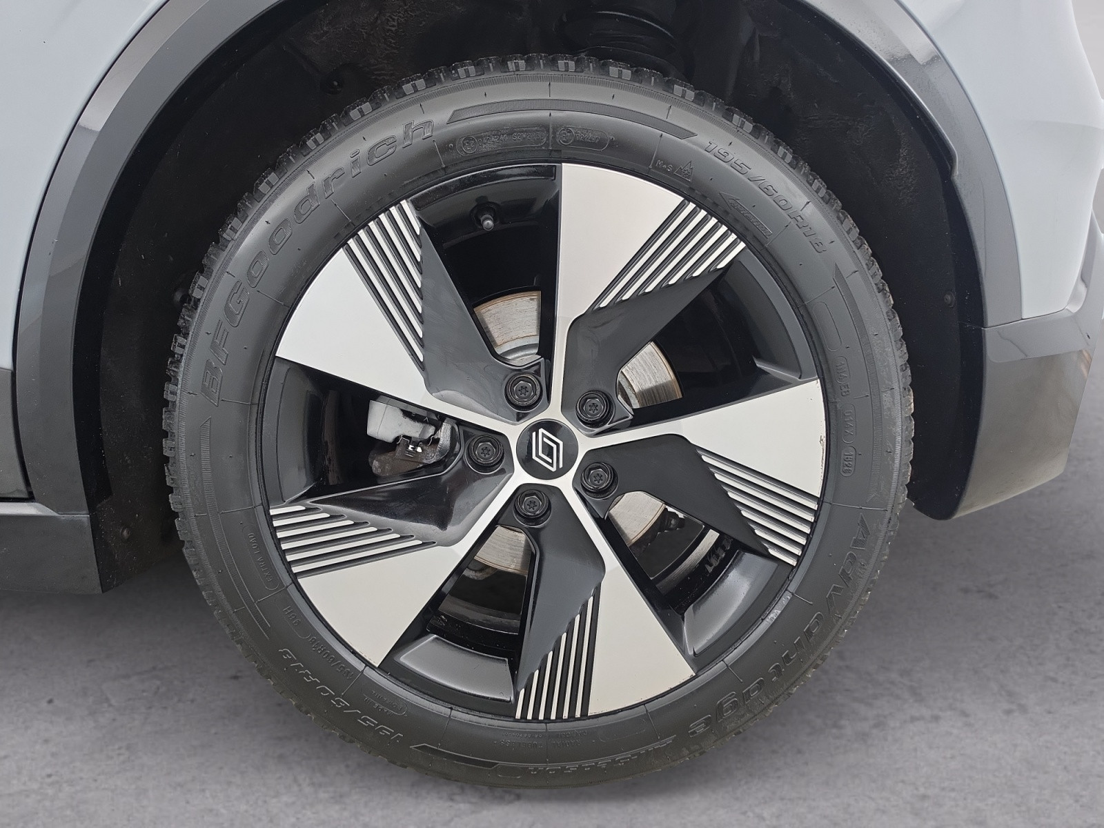 Vente en ligne Renault Megane E-Tech  EV40 130ch standard charge au prix de 18 991 €