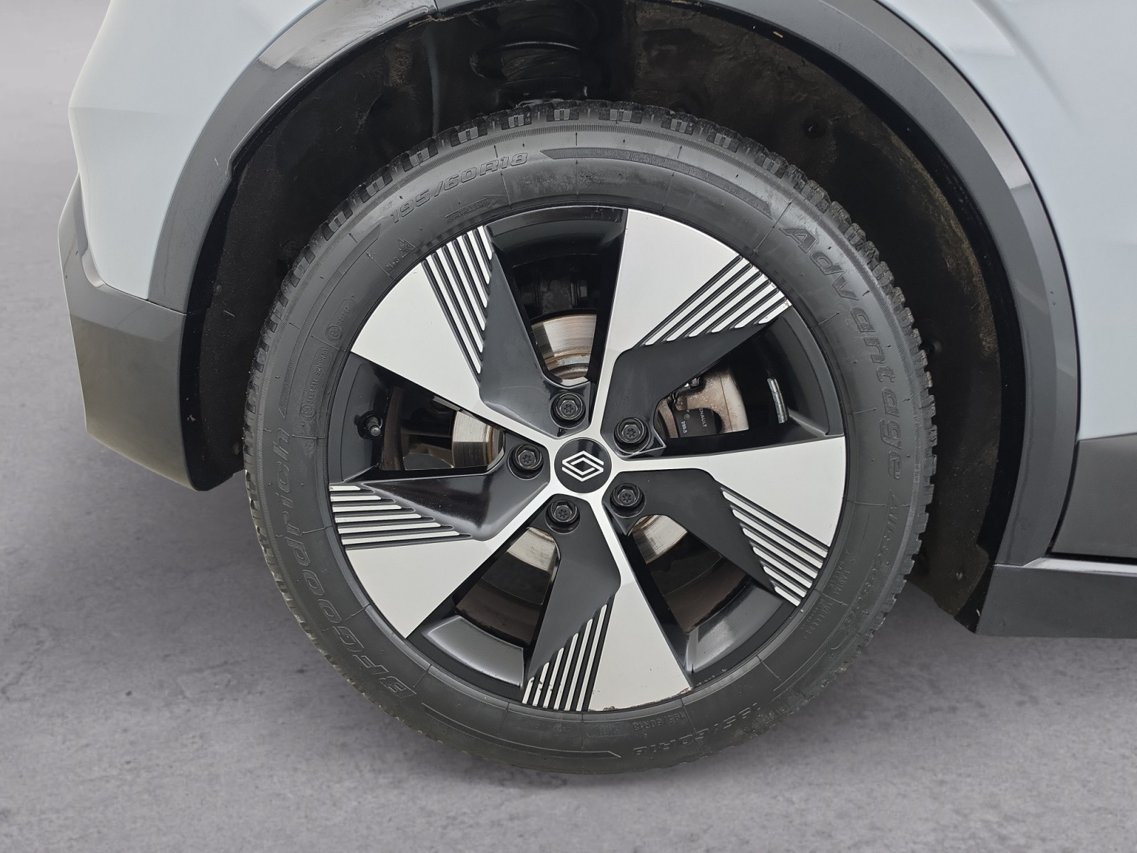 Vente en ligne Renault Megane E-Tech  EV40 130ch standard charge au prix de 18 991 €