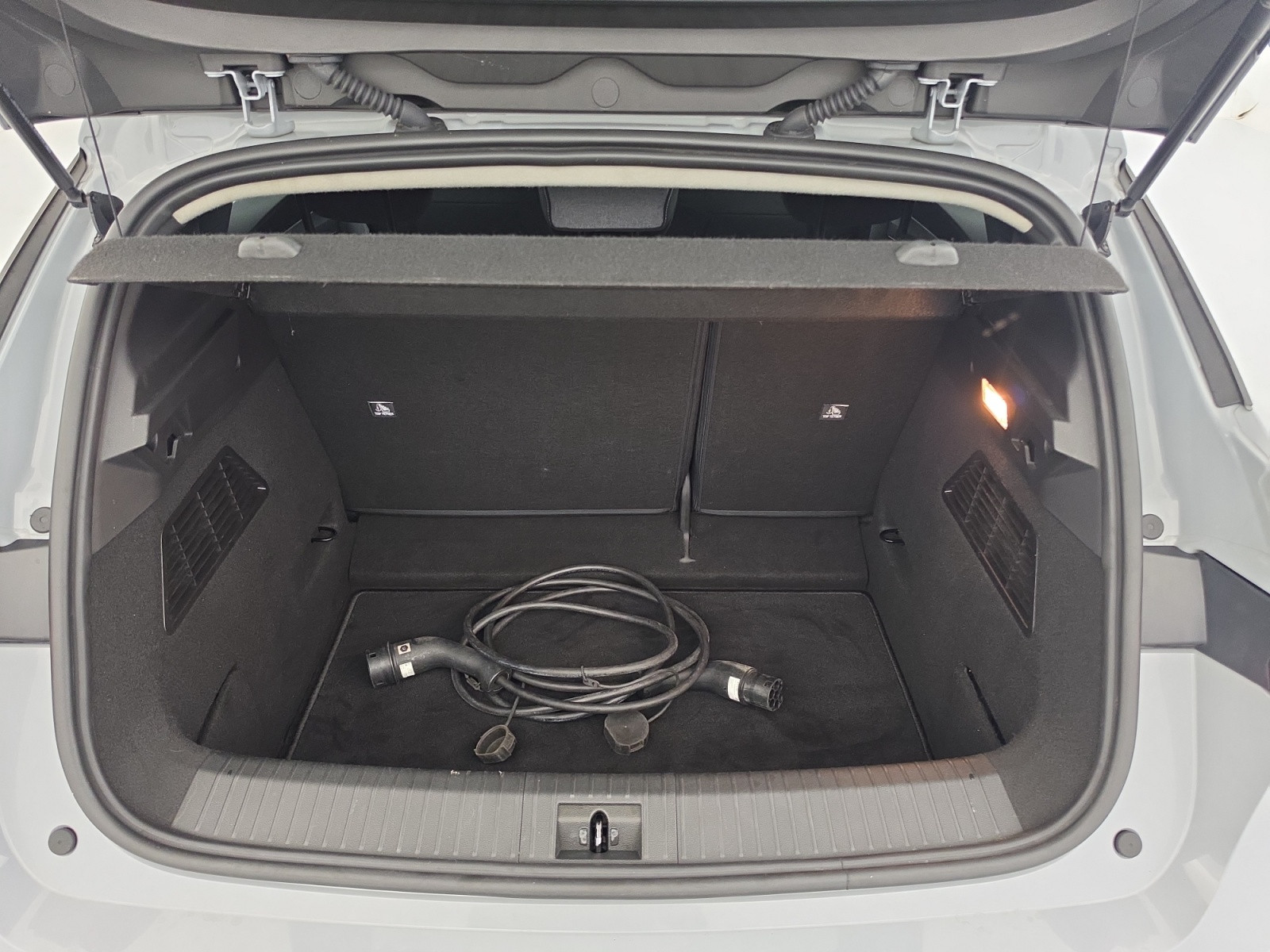 Vente en ligne Renault Megane E-Tech  EV40 130ch standard charge au prix de 18 991 €