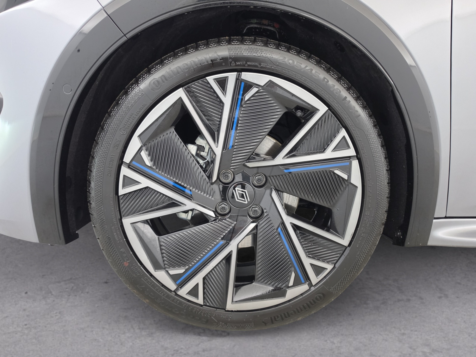 Vente en ligne Renault Clio 6 Clio E-Tech full hybrid 160 ch au prix de 28 990 €