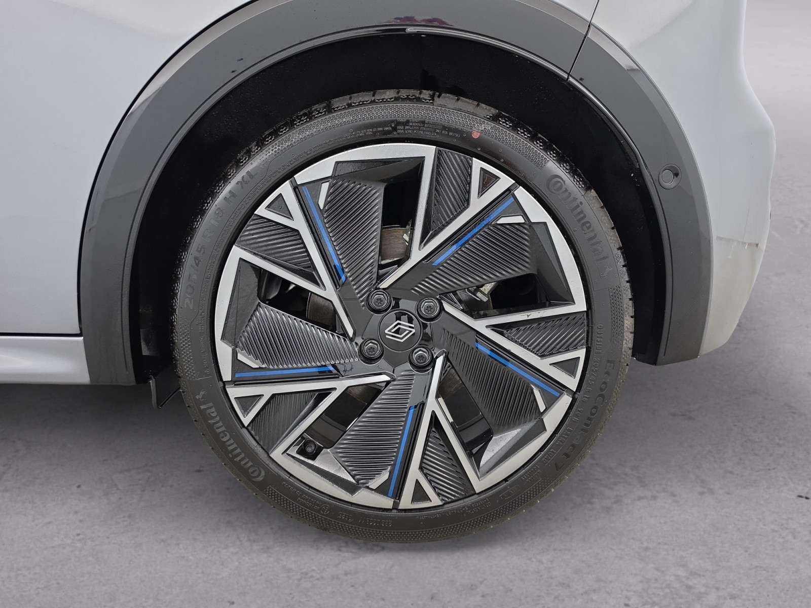 Vente en ligne Renault Clio 6 Clio E-Tech full hybrid 160 ch au prix de 28 990 €