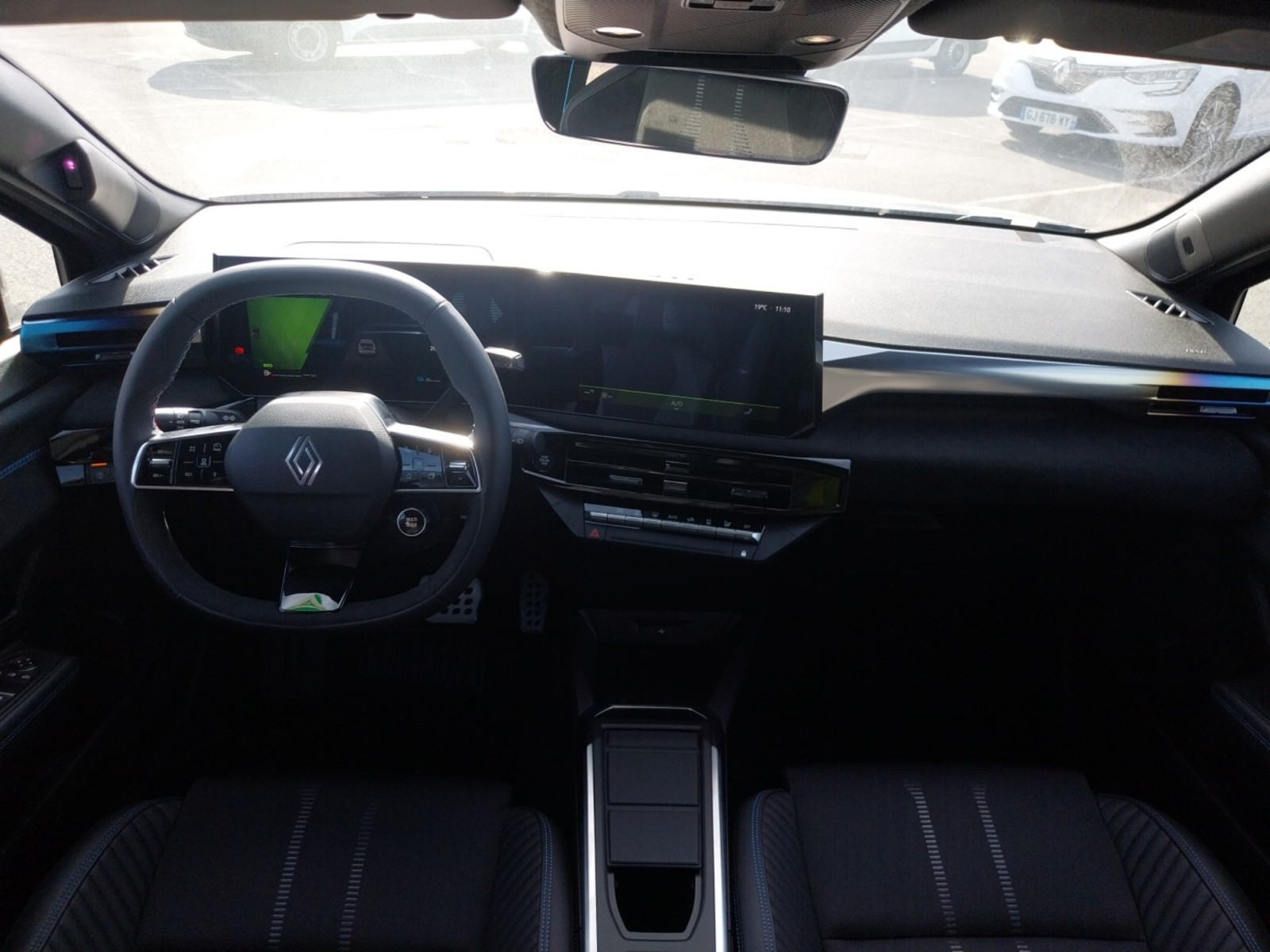 Vente en ligne Renault Clio 6 Clio E-Tech full hybrid 160 ch au prix de 28 990 €