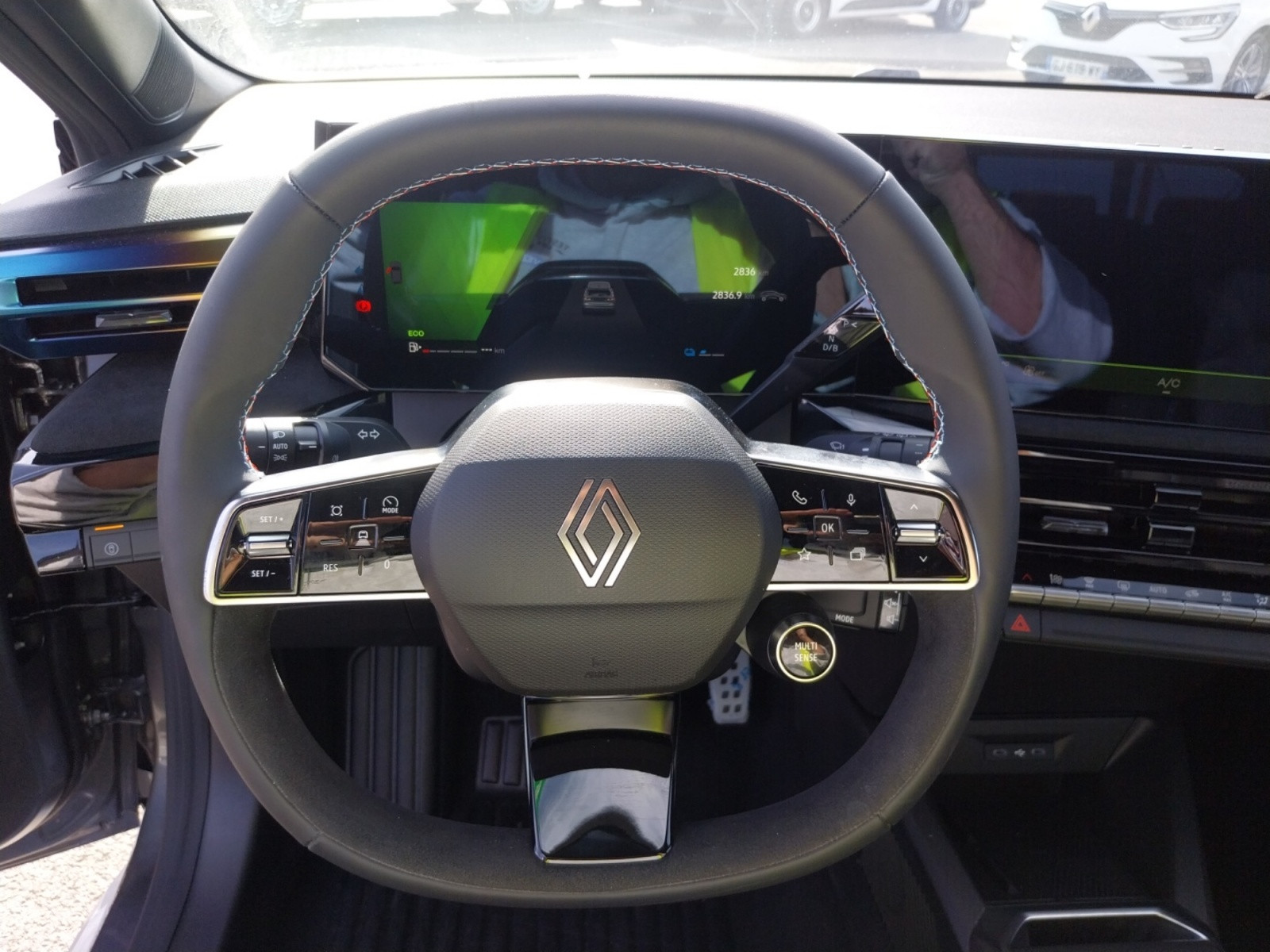 Vente en ligne Renault Clio 6 Clio E-Tech full hybrid 160 ch au prix de 28 990 €