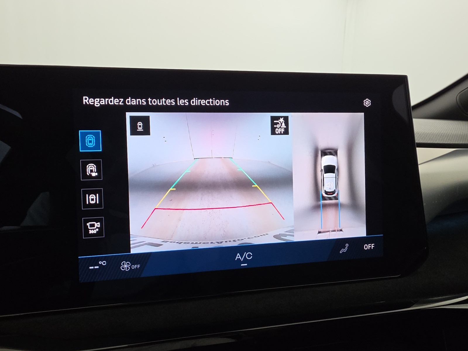 Vente en ligne Renault Clio 6 Clio E-Tech full hybrid 160 ch au prix de 28 990 €