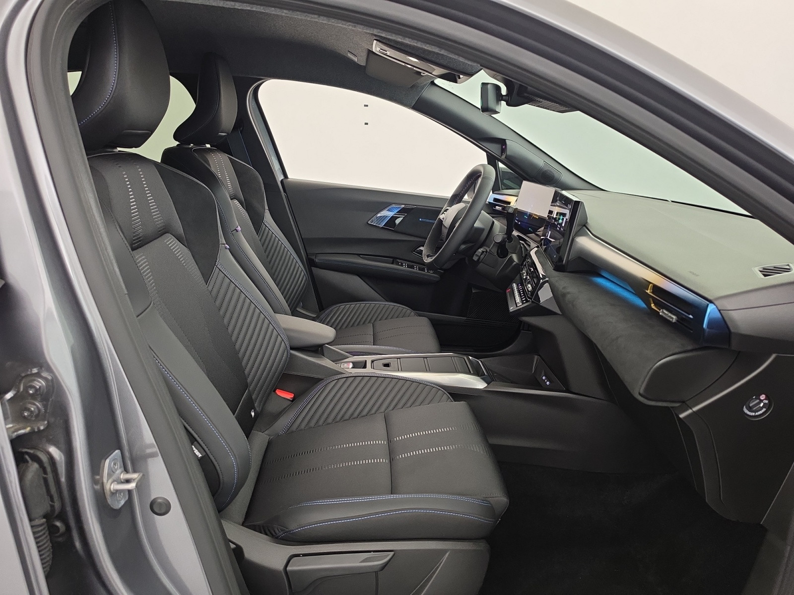 Vente en ligne Renault Clio 6 Clio E-Tech full hybrid 160 ch au prix de 28 990 €