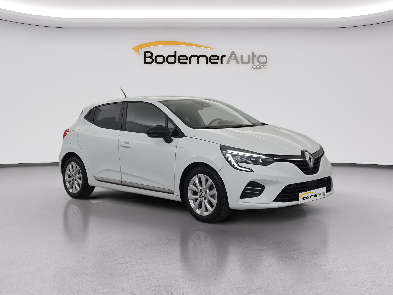 Vente en ligne Renault Clio 5 Clio Blue dCi 100 au prix de 13 490 €