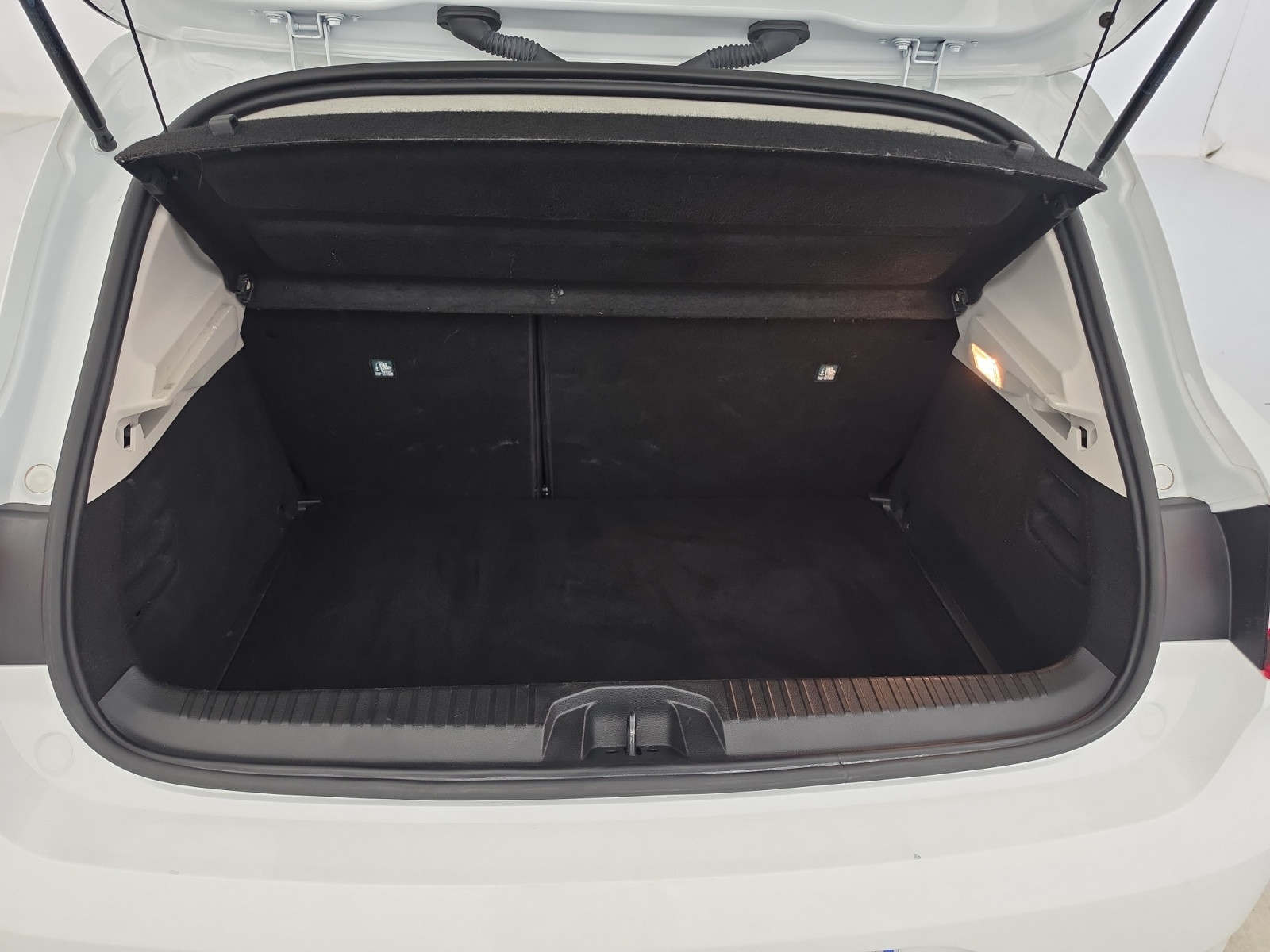 Vente en ligne Renault Clio 5 Clio Blue dCi 100 au prix de 13 490 €