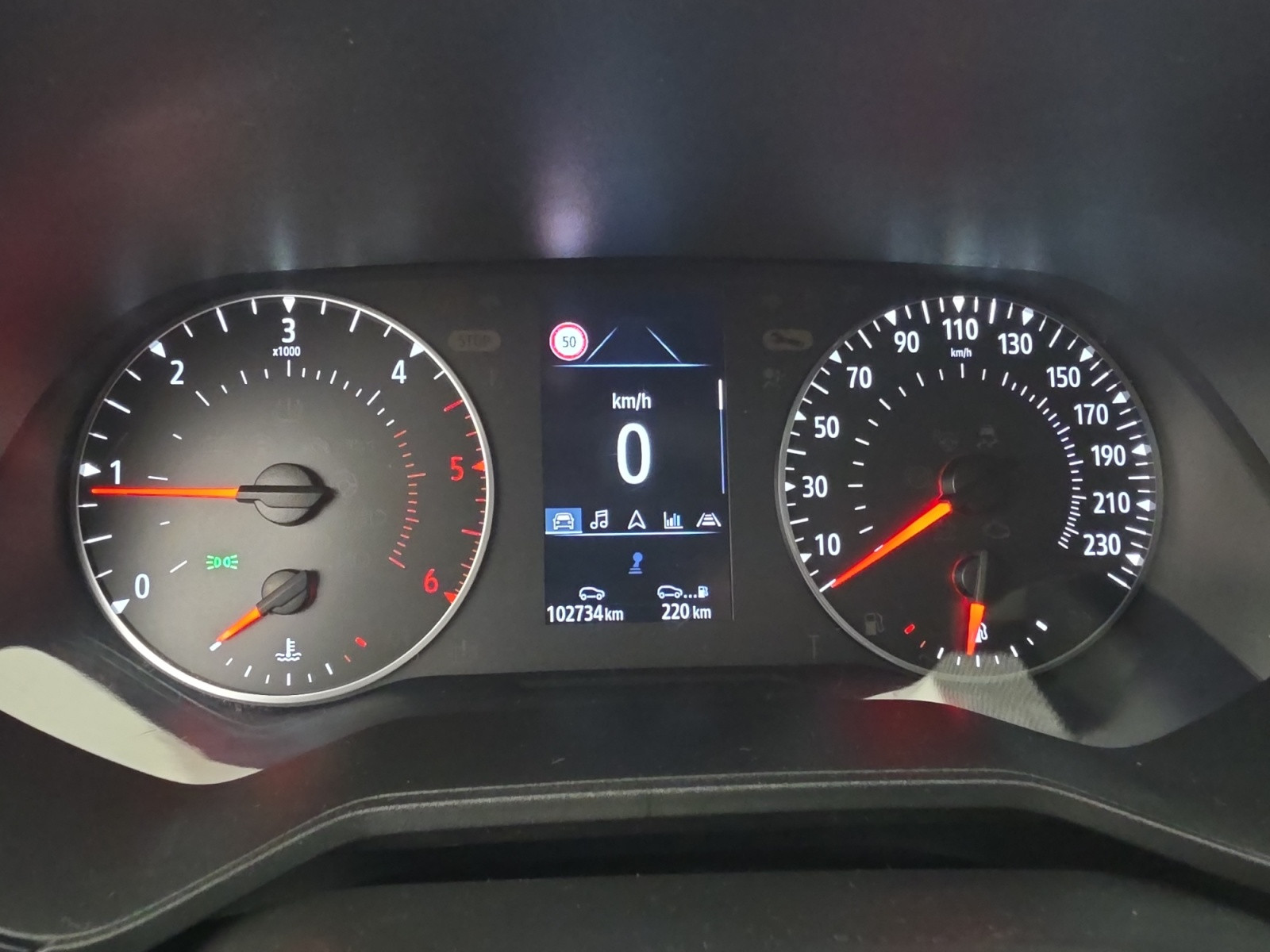 Vente en ligne Renault Clio 5 Clio Blue dCi 100 au prix de 13 490 €
