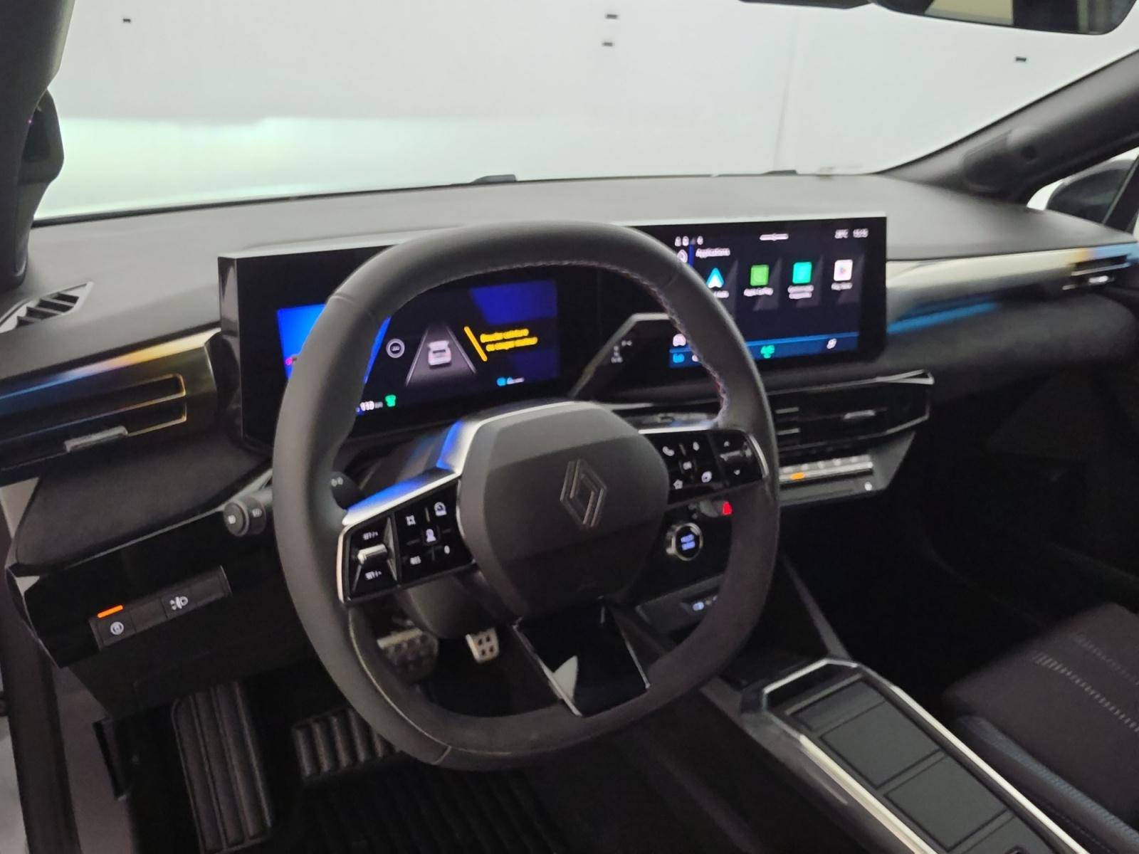 Vente en ligne Renault Clio 6 Clio E-Tech full hybrid 160 ch au prix de 27 991 €