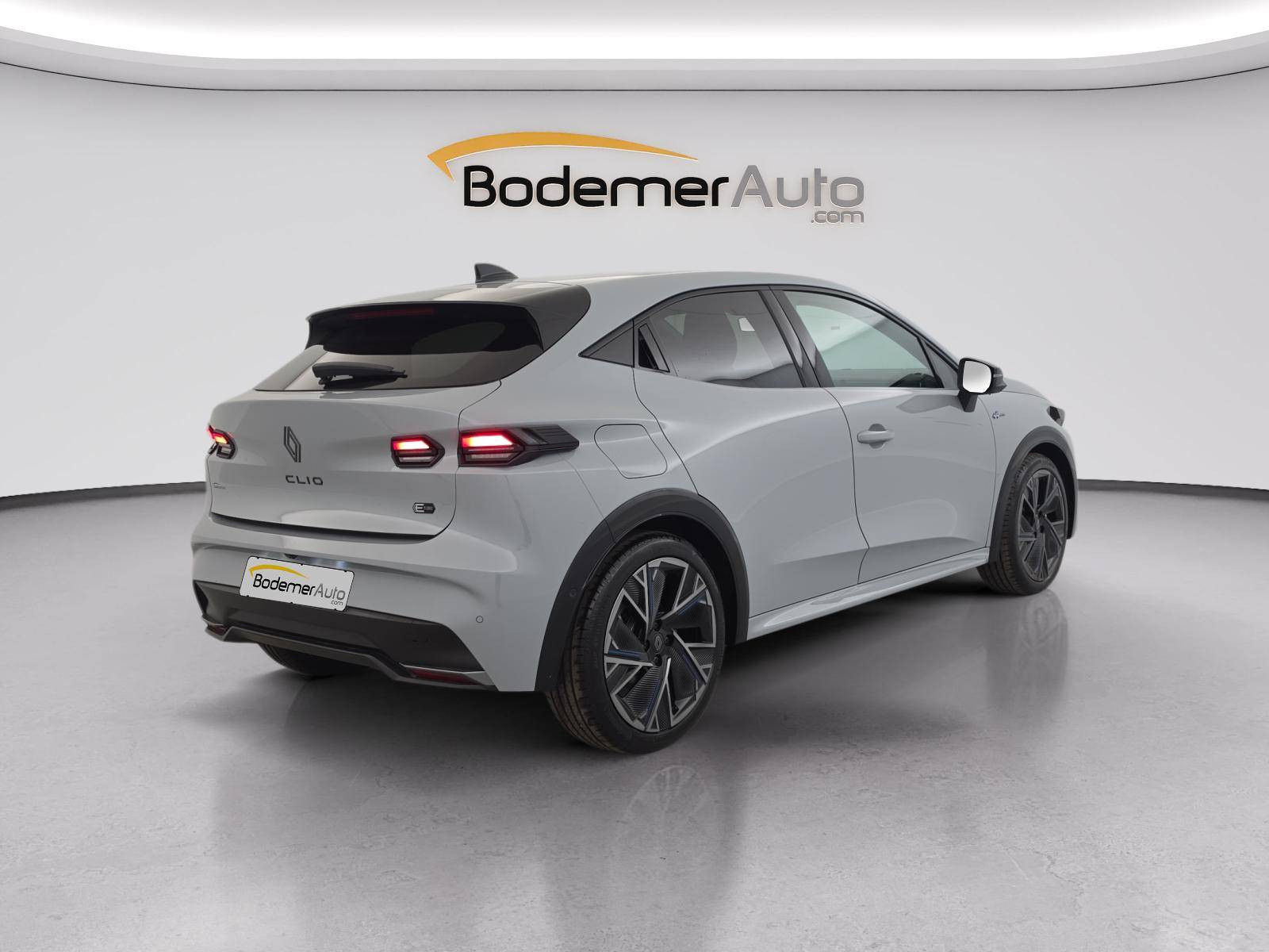Vente en ligne Renault Clio 6 Clio E-Tech full hybrid 160 ch au prix de 27 991 €