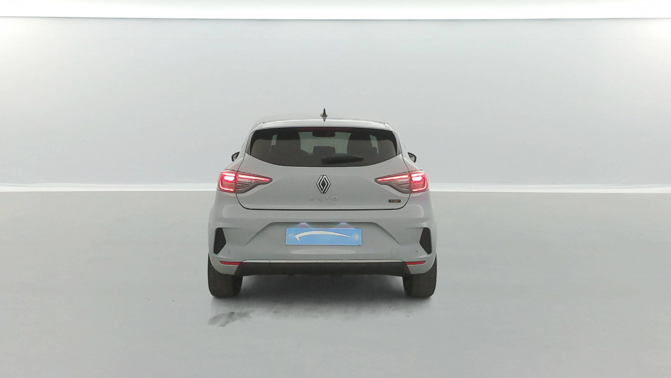 Vente en ligne Renault Clio 5 Clio E-Tech full hybrid 145 ch GSR2 au prix de 19 991 €
