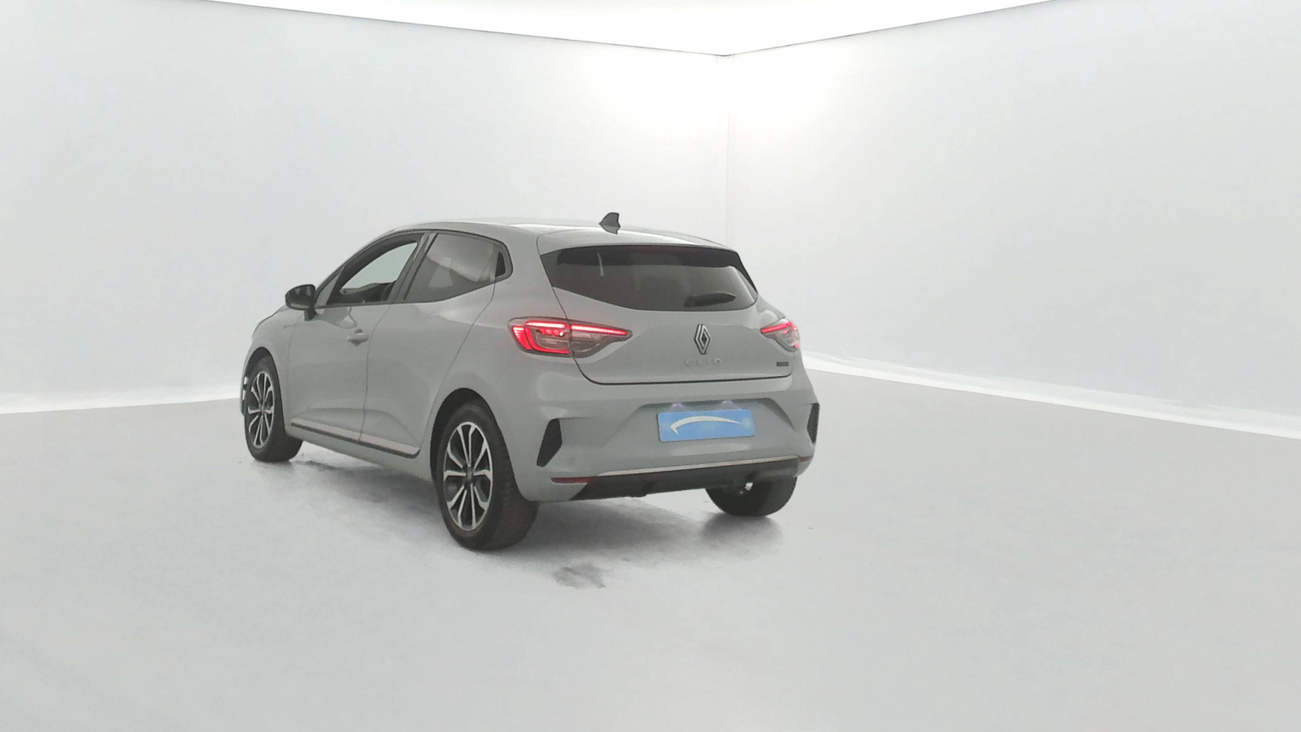 Vente en ligne Renault Clio 5 Clio E-Tech full hybrid 145 ch GSR2 au prix de 19 991 €
