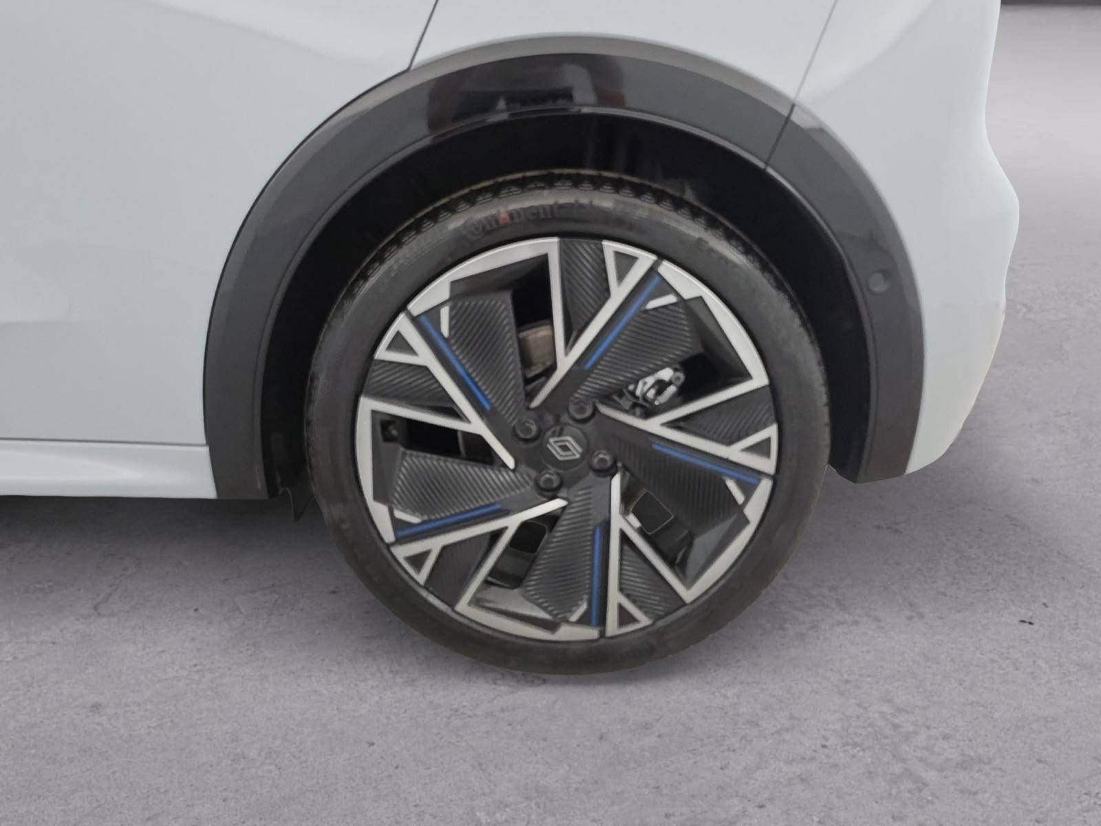 Vente en ligne Renault Clio 6 Clio E-Tech full hybrid 160 ch au prix de 27 991 €