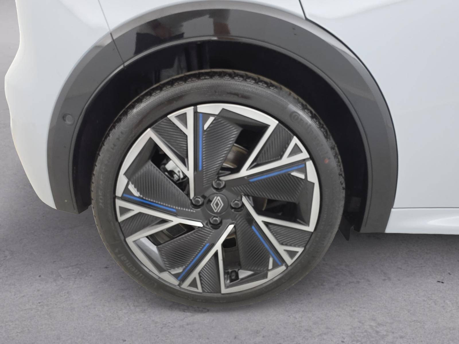 Vente en ligne Renault Clio 6 Clio E-Tech full hybrid 160 ch au prix de 27 991 €