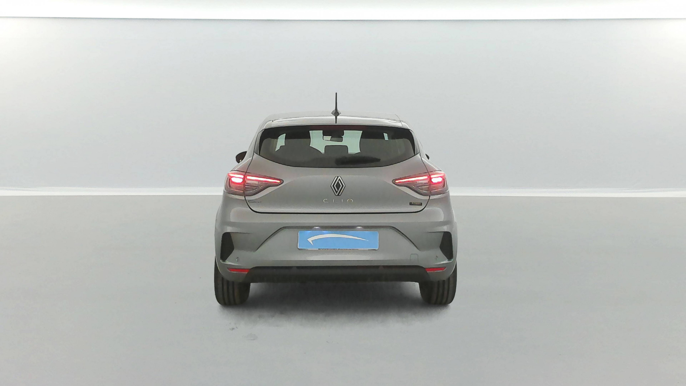 Vente en ligne Renault Clio 5 Clio E-Tech full hybrid 145 ch GSR2 au prix de 17 391 €