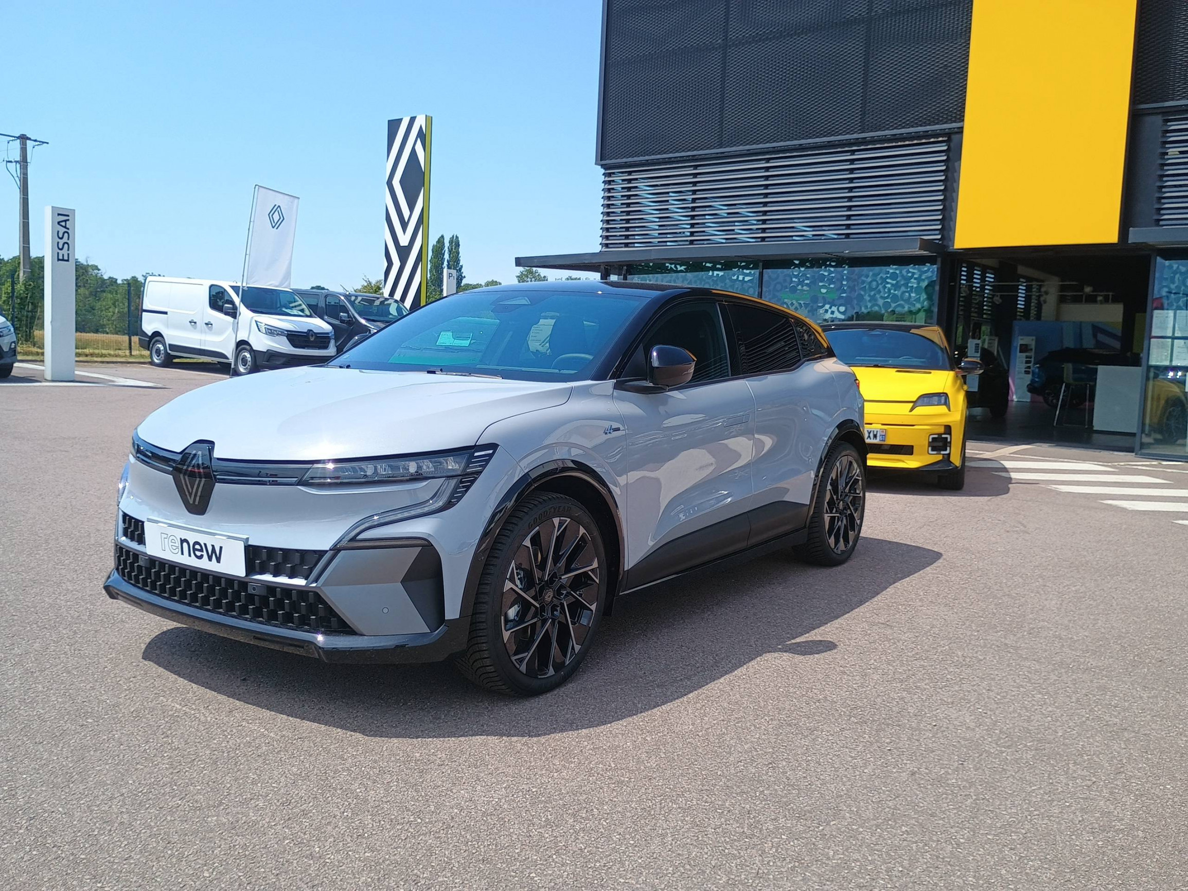 Vente en ligne Renault Megane E-Tech  220 ch autonomie confort au prix de 41 000 €
