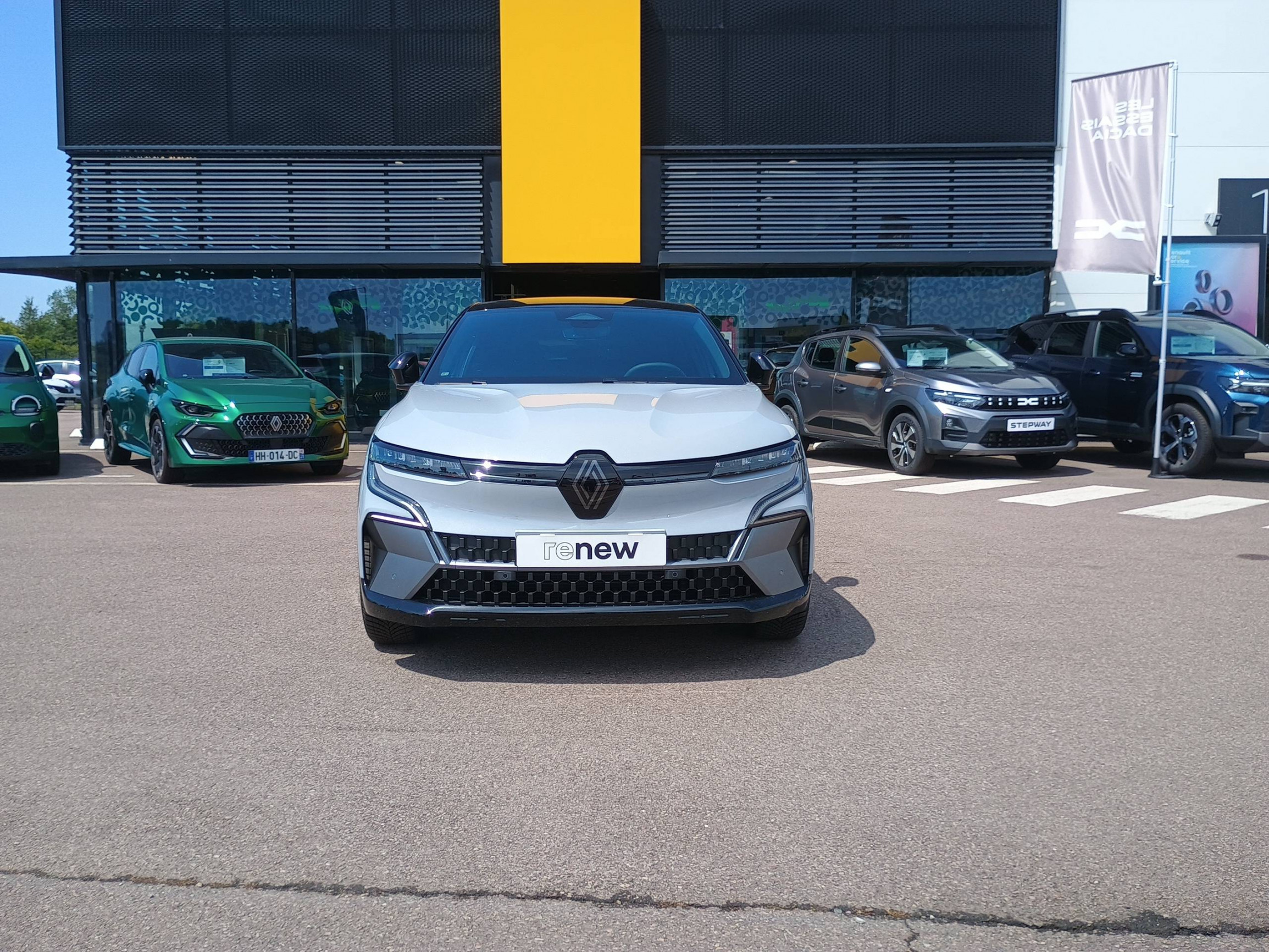 Vente en ligne Renault Megane E-Tech  220 ch autonomie confort au prix de 41 000 €