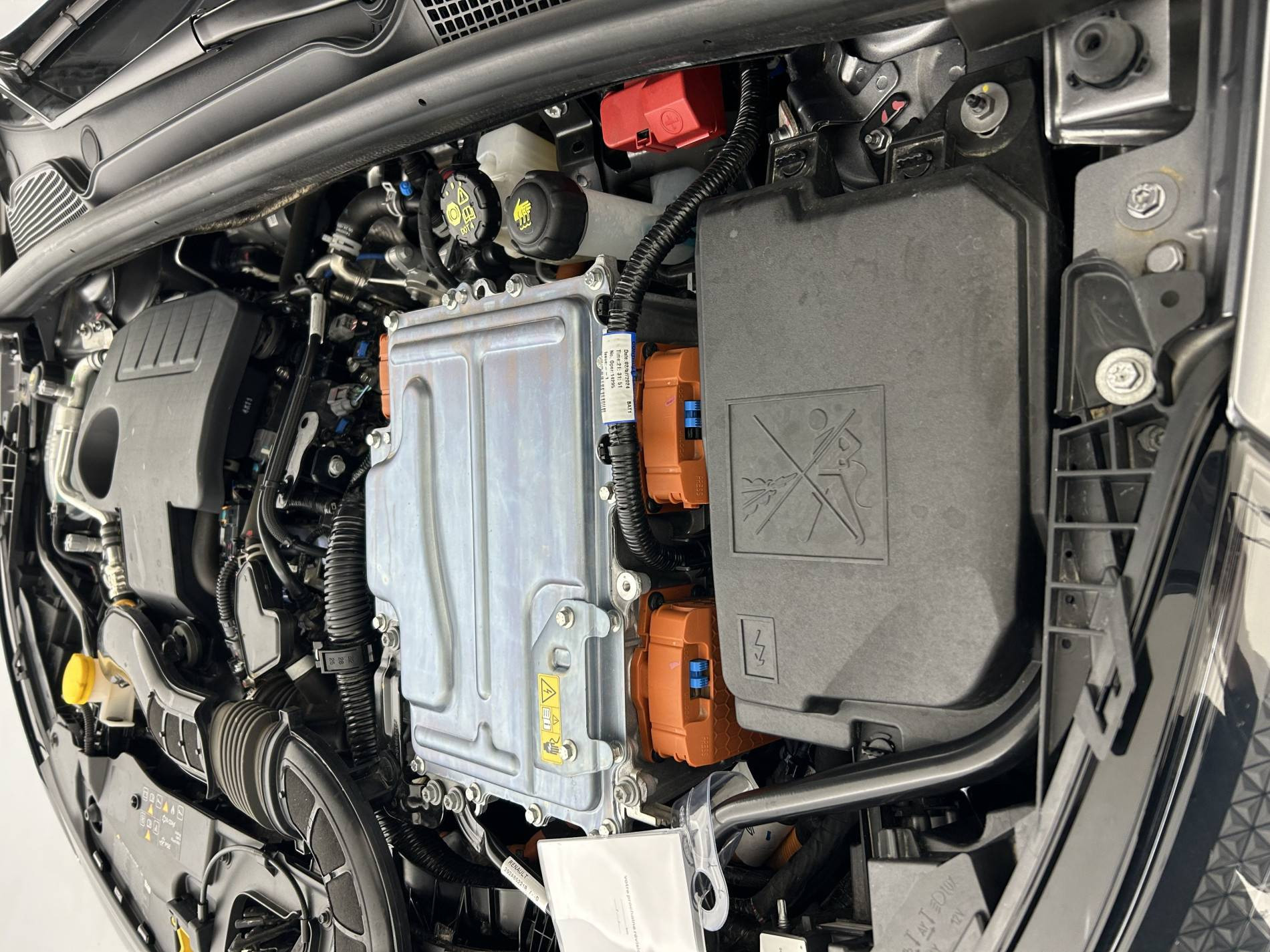 Vente en ligne Renault Clio 5 Clio E-Tech full hybrid 145 ch GSR2 au prix de 17 391 €