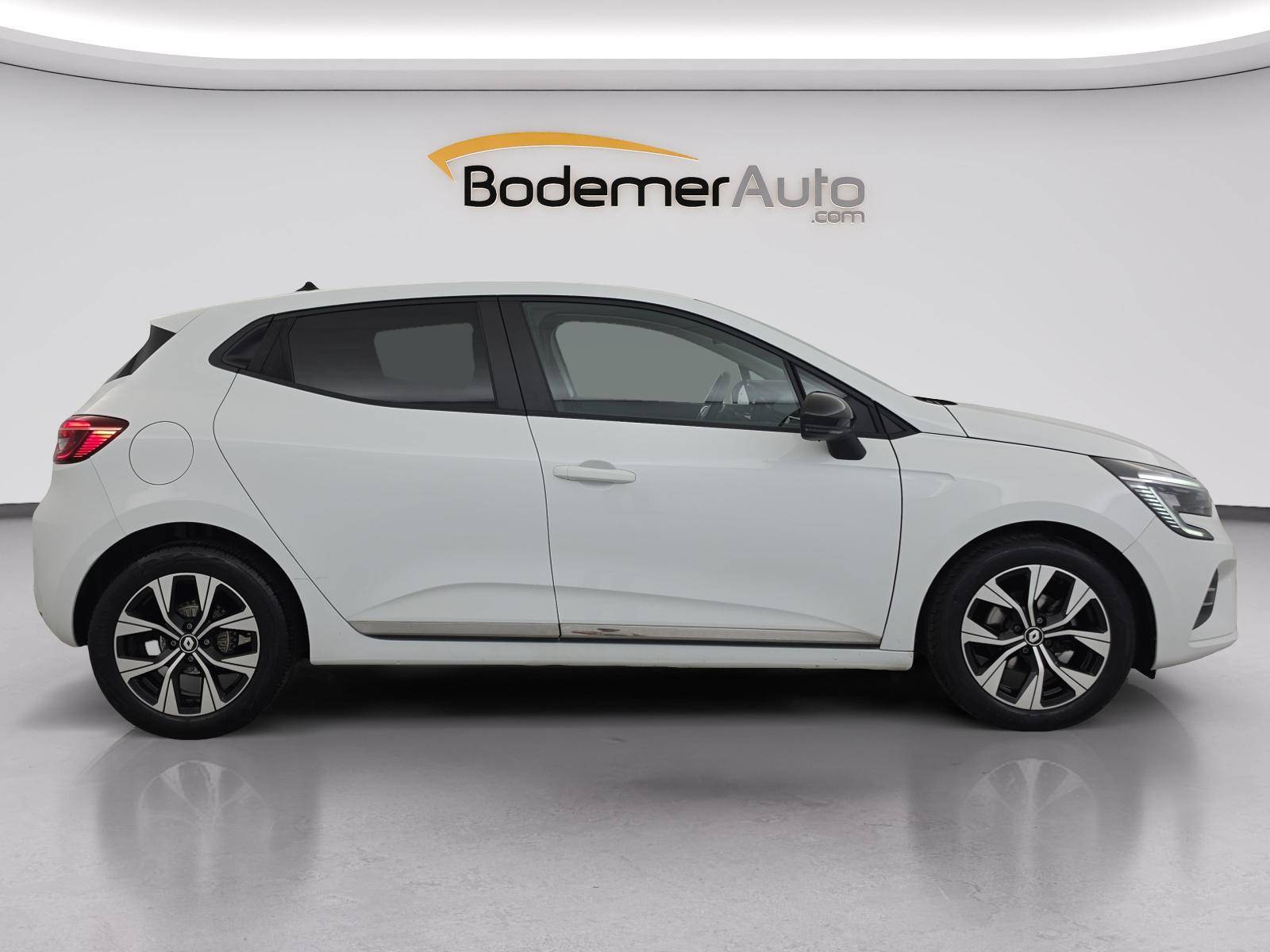 Vente en ligne Renault Clio 5 Clio TCe 90 au prix de 13 690 €