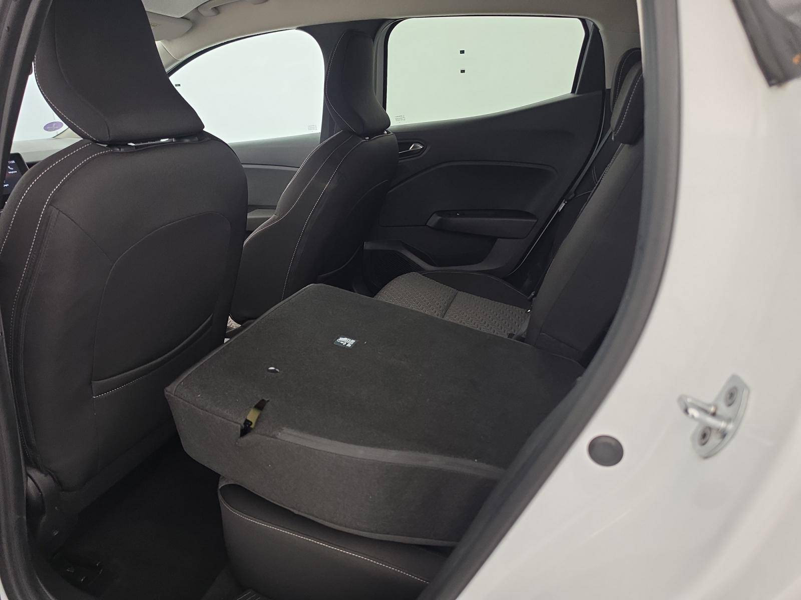 Vente en ligne Renault Clio 5 Clio TCe 90 au prix de 13 690 €