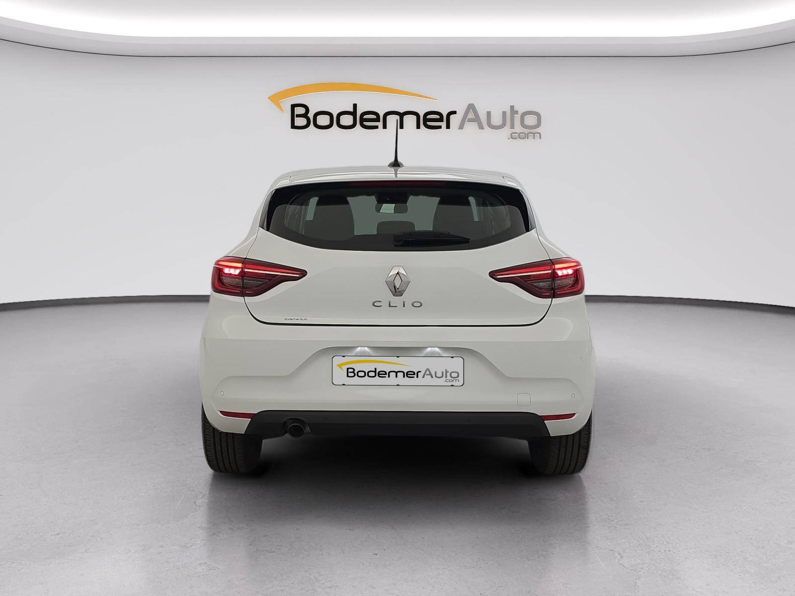 Vente en ligne Renault Clio 5 Clio TCe 90 - 21N au prix de 12 490 €