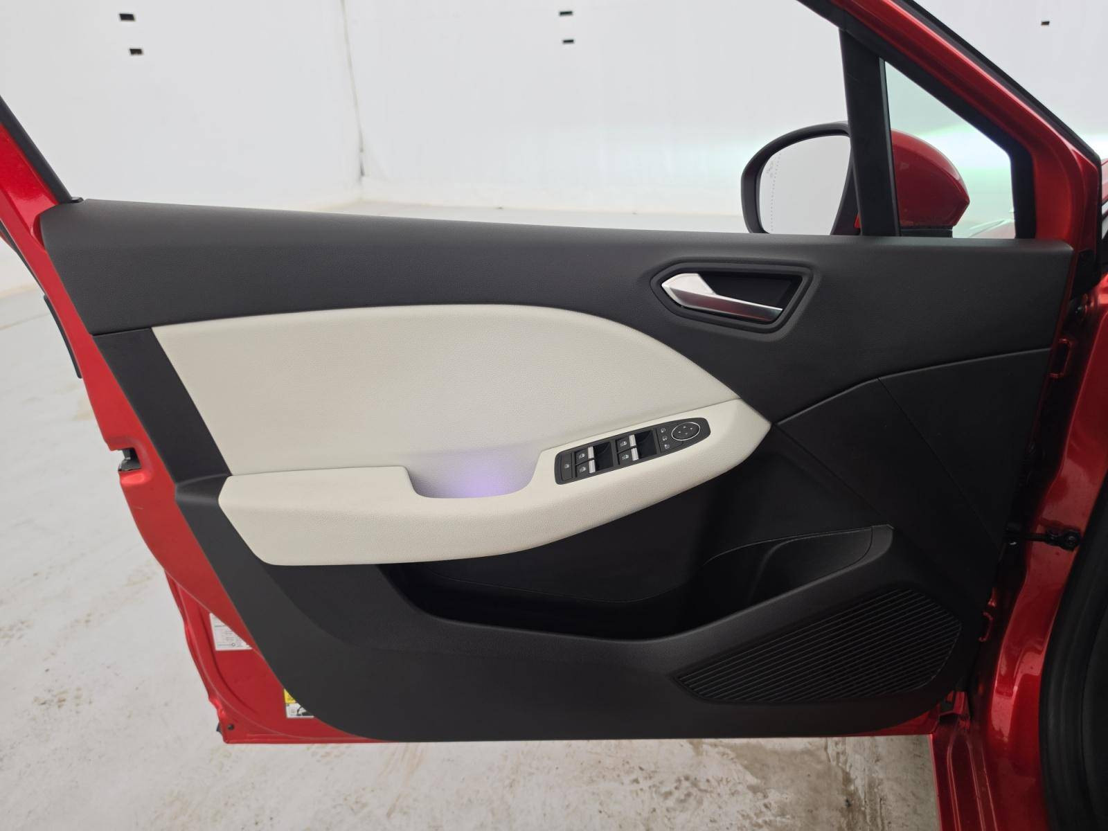 Vente en ligne Renault Clio 5 Clio E-Tech 140 au prix de 14 990 €