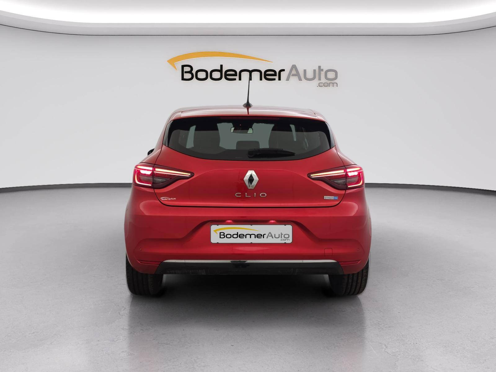 Vente en ligne Renault Clio 5 Clio E-Tech 140 au prix de 14 990 €