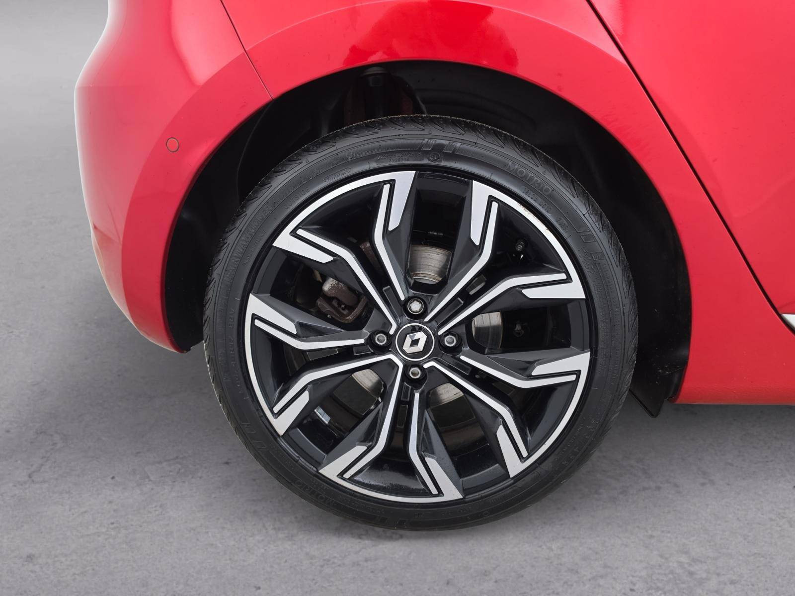 Vente en ligne Renault Clio 5 Clio E-Tech 140 au prix de 14 990 €
