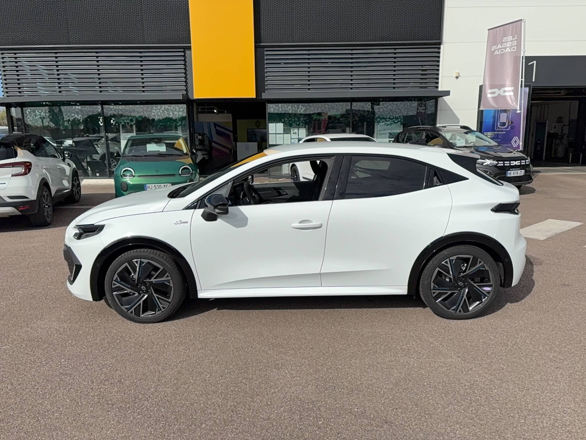Vente en ligne Renault Clio 6 Clio Eco-G 120 ch EDC au prix de 28 100 €