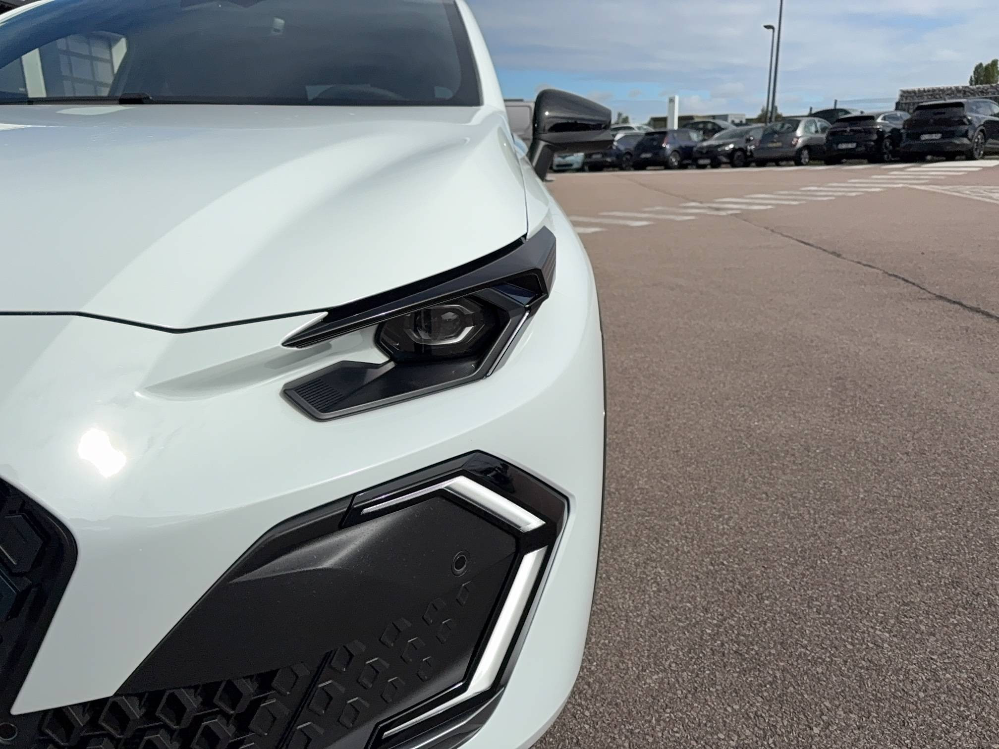 Vente en ligne Renault Clio 6 Clio Eco-G 120 ch EDC au prix de 28 100 €