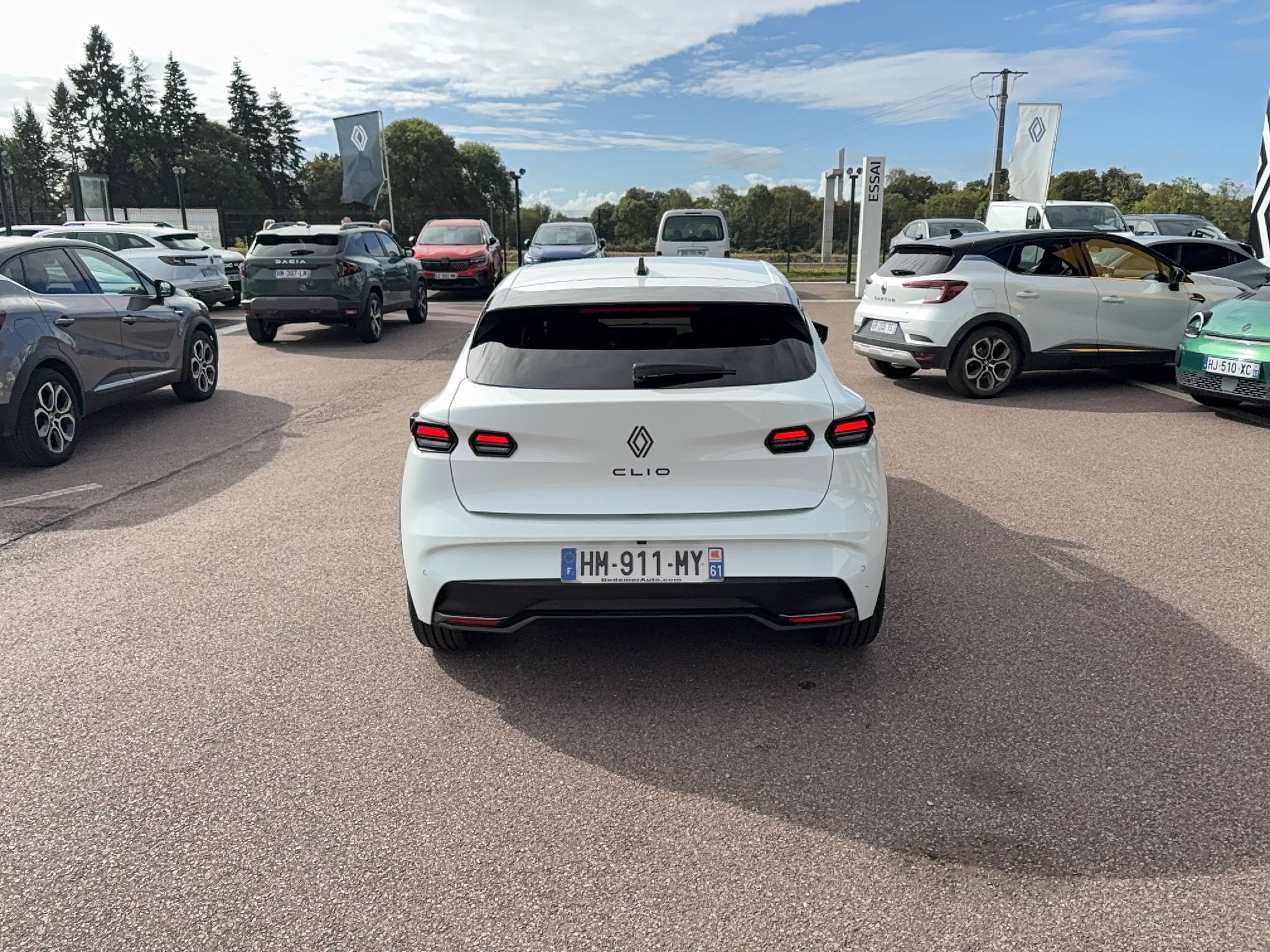 Vente en ligne Renault Clio 6 Clio Eco-G 120 ch EDC au prix de 28 100 €