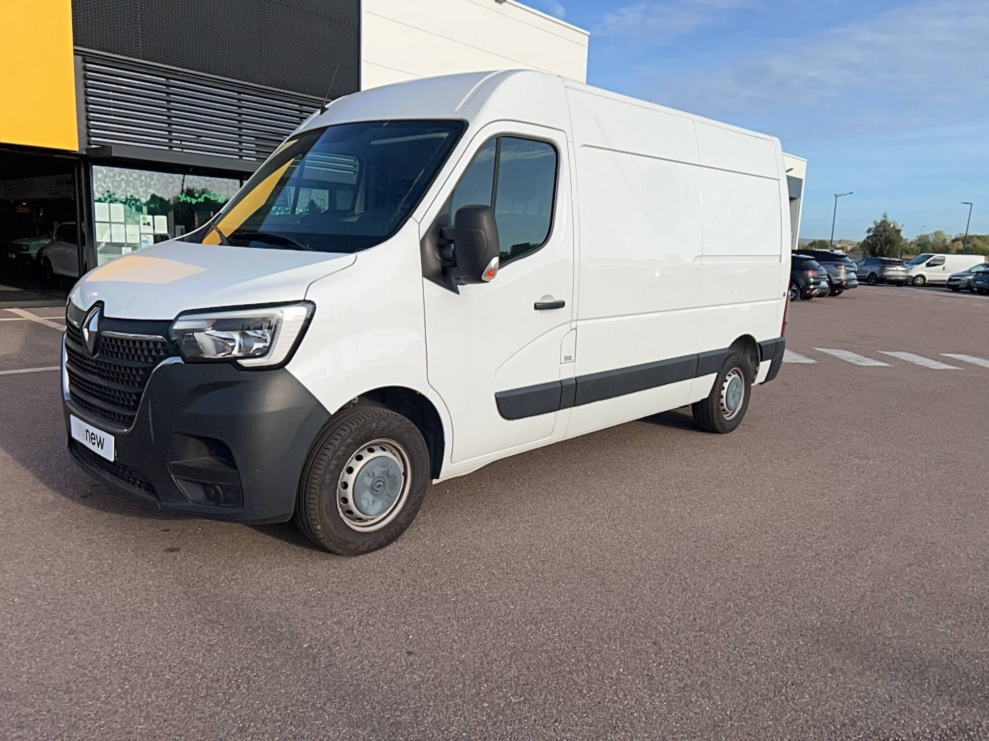 Renault Master Fourgon MASTER FGN TRAC F3500 L2H2 BLUE DCI 135 occasion de 2023 en vente à Alençon