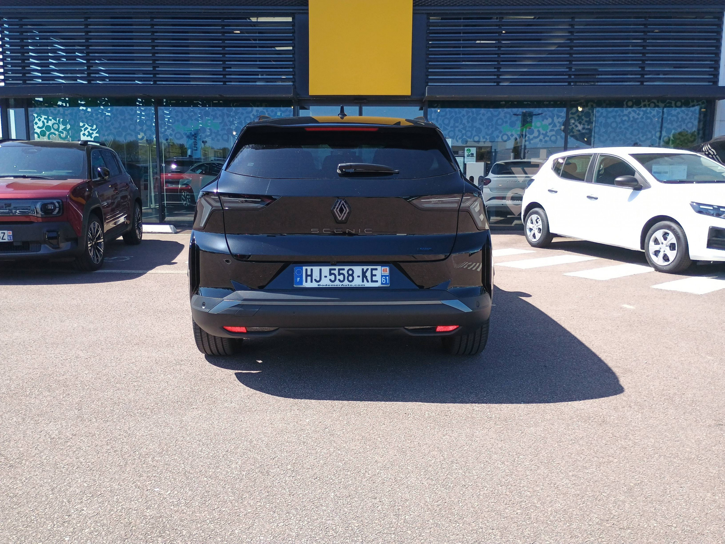 Vente en ligne Renault Scenic E-Tech Scenic E-Tech électrique 220 ch grande autonomie au prix de 45 990 €