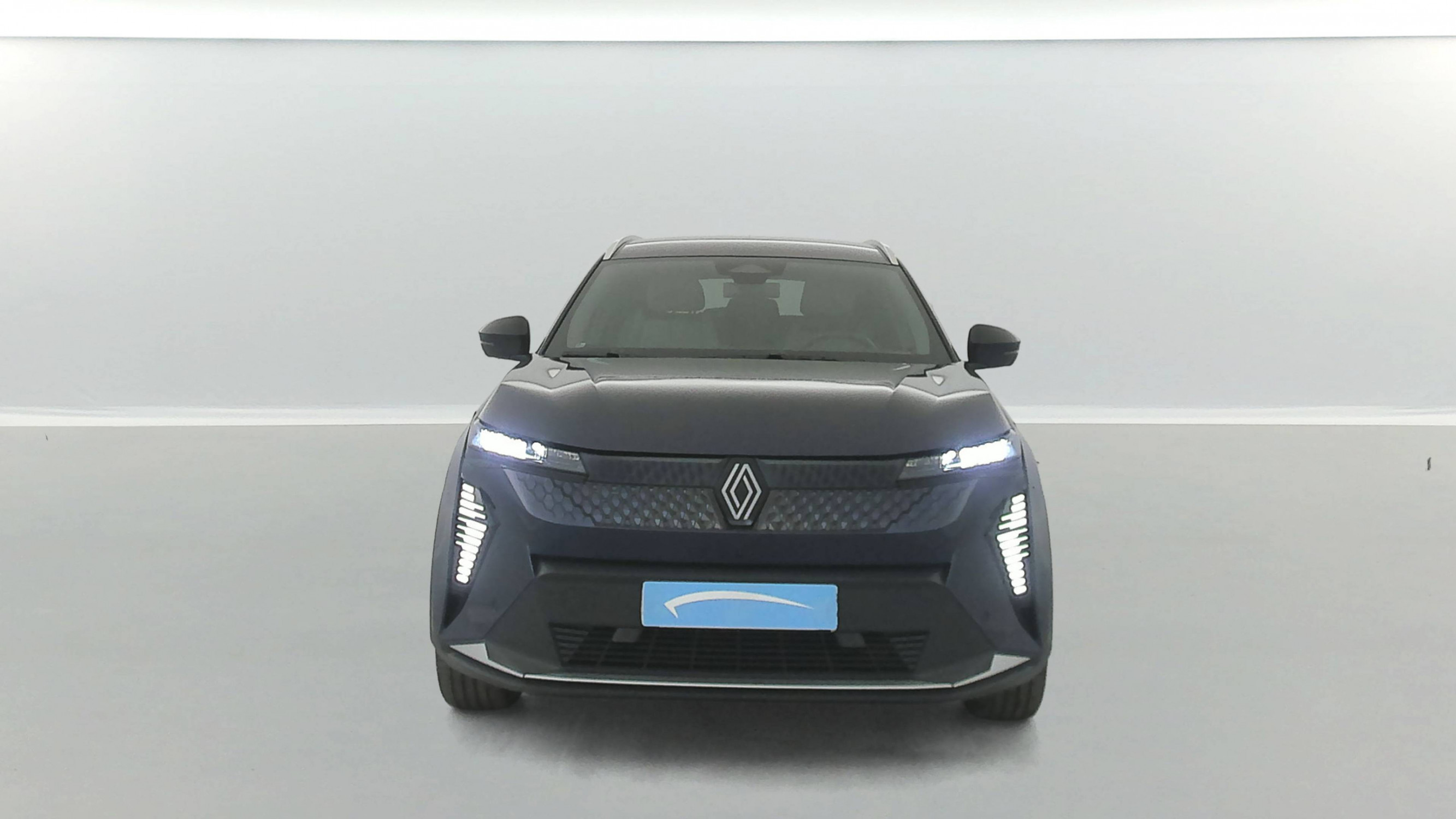Vente en ligne Renault Scenic E-Tech Scenic E-Tech électrique 220 ch grande autonomie au prix de 35 991 €