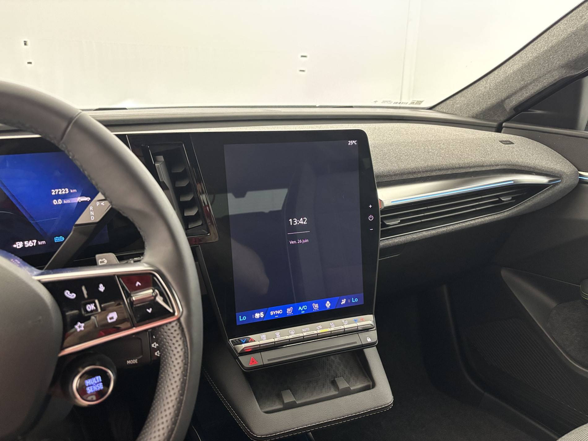 Vente en ligne Renault Scenic E-Tech Scenic E-Tech électrique 220 ch grande autonomie au prix de 35 991 €
