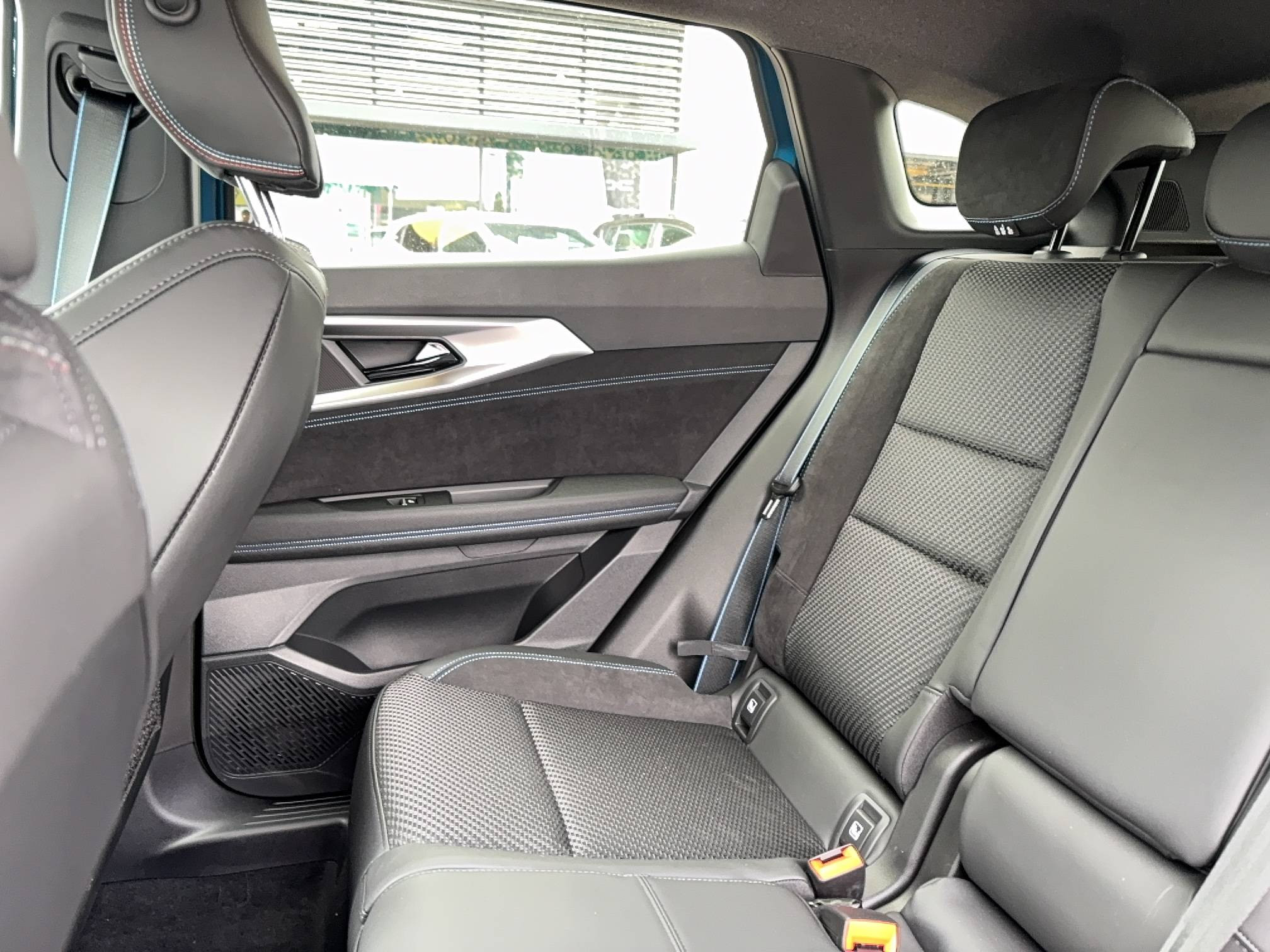 Vente en ligne Renault Austral  full hybrid E-Tech 200 ch au prix de 43 990 €