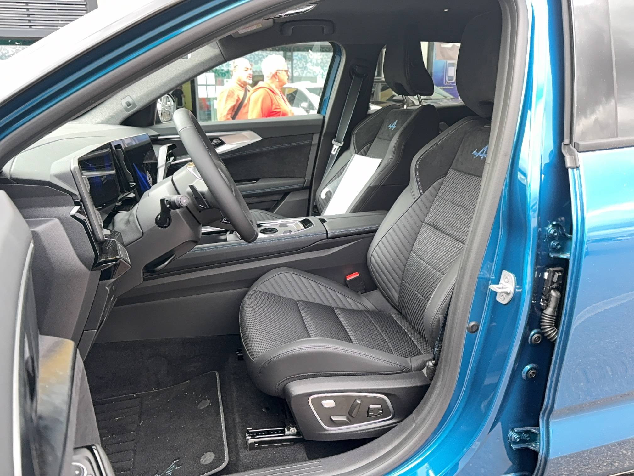 Vente en ligne Renault Austral  full hybrid E-Tech 200 ch au prix de 43 990 €
