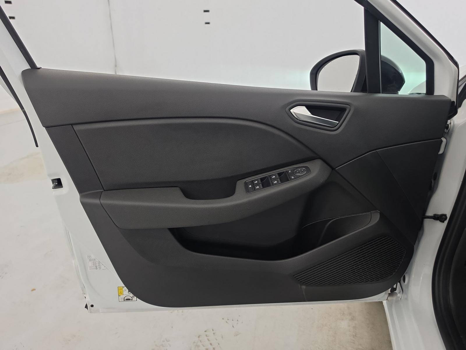 Vente en ligne Renault Clio 5 Clio TCe 100 GPL au prix de 14 491 €