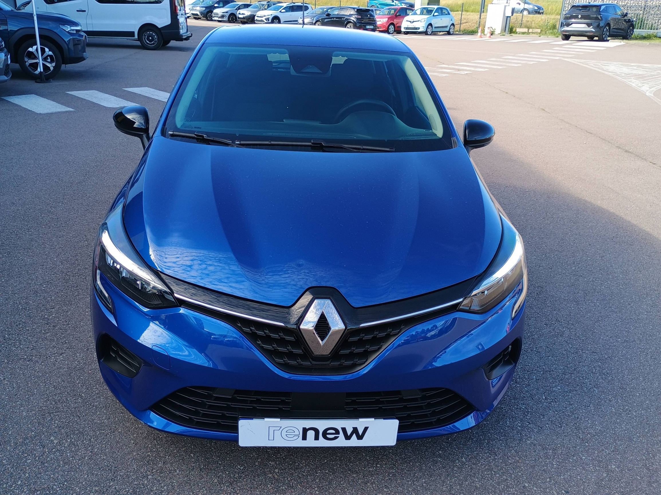 Vente en ligne Renault Clio 5 Clio E-Tech full hybrid 145 au prix de 15 991 €