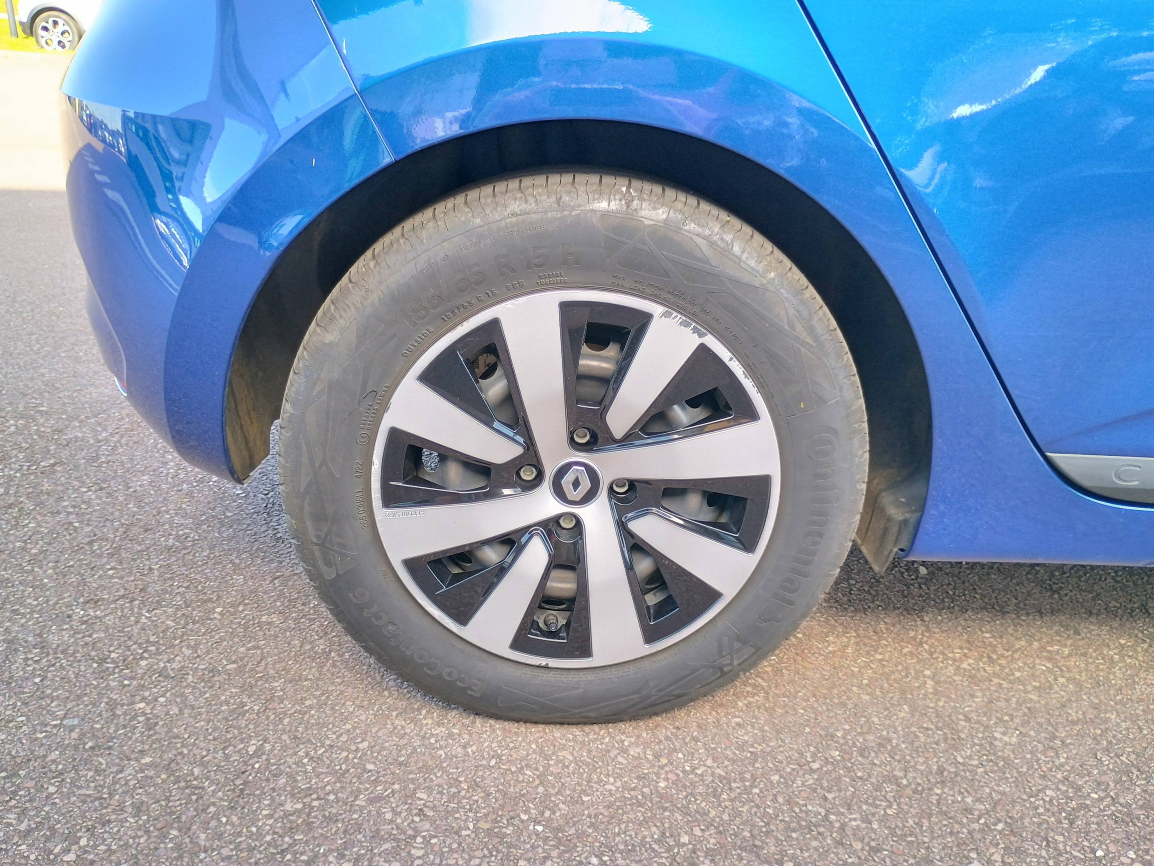 Vente en ligne Renault Clio 5 Clio E-Tech full hybrid 145 au prix de 15 991 €
