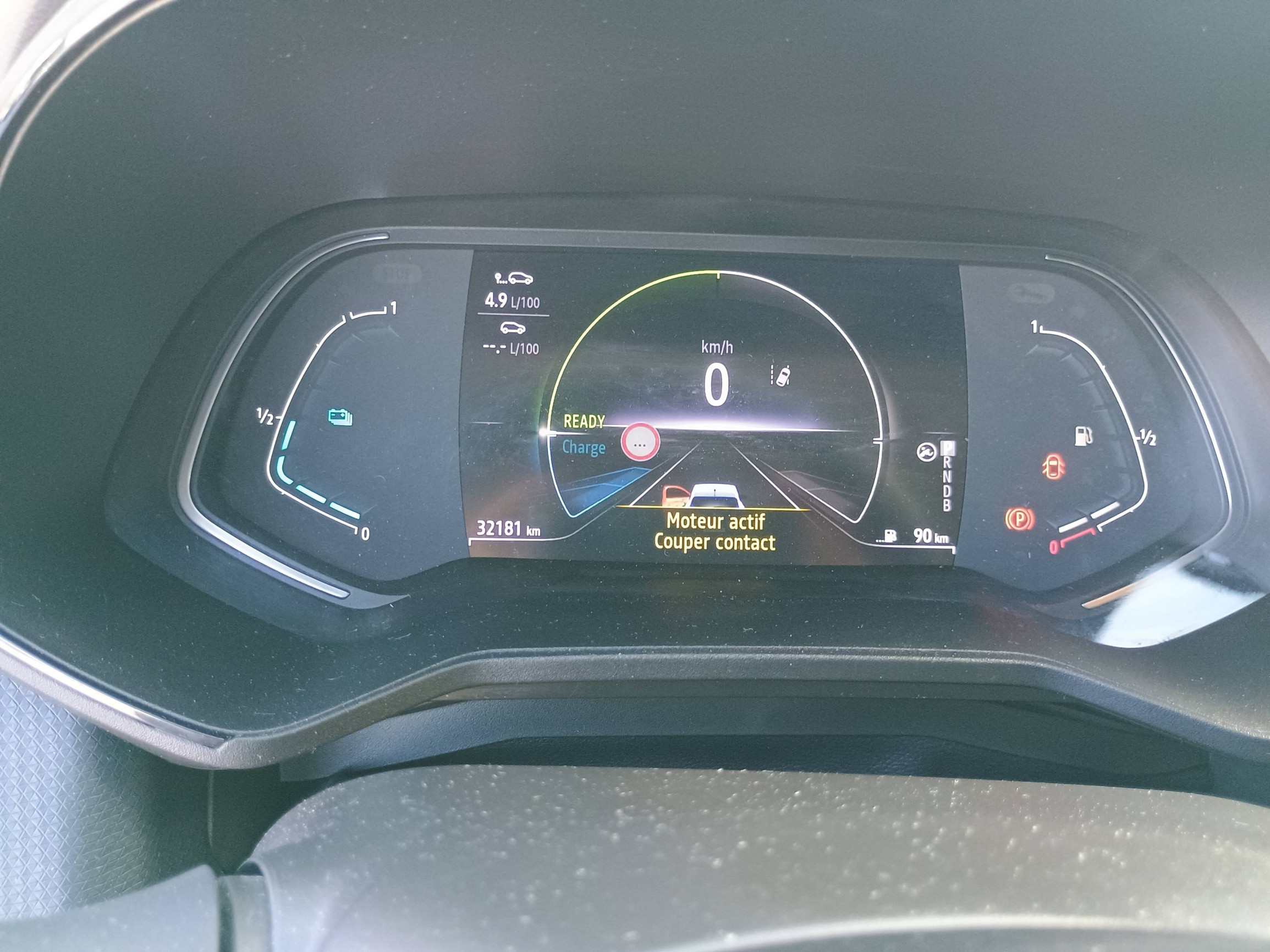 Vente en ligne Renault Clio 5 Clio E-Tech full hybrid 145 au prix de 15 991 €