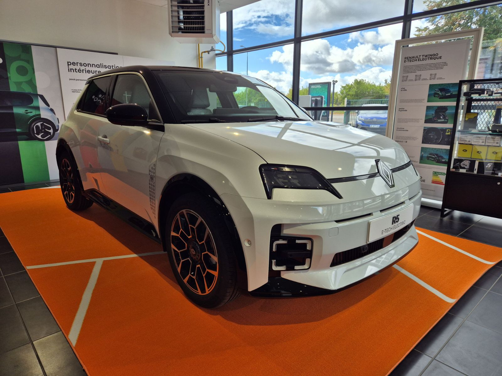 Vente en ligne Renault R5 E-Tech  150 ch autonomie confort au prix de 34 000 €