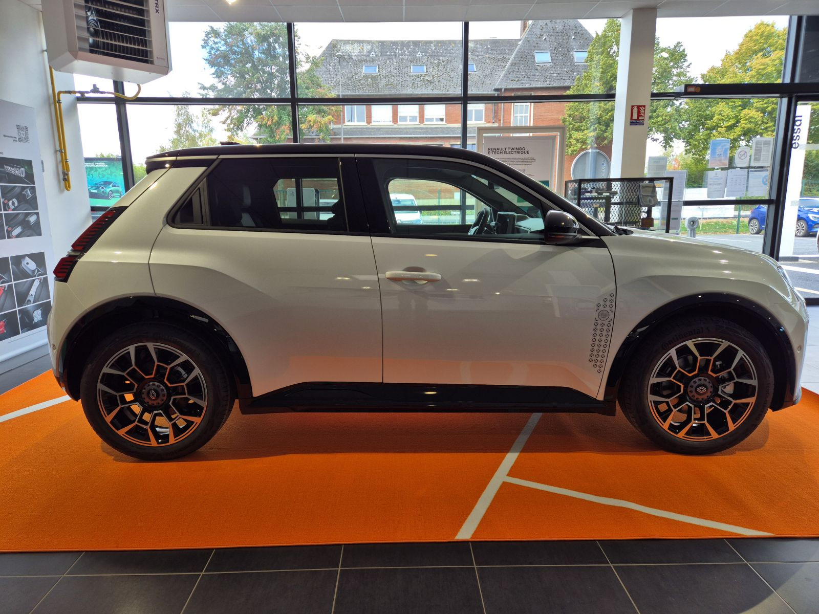 Vente en ligne Renault R5 E-Tech  150 ch autonomie confort au prix de 34 000 €