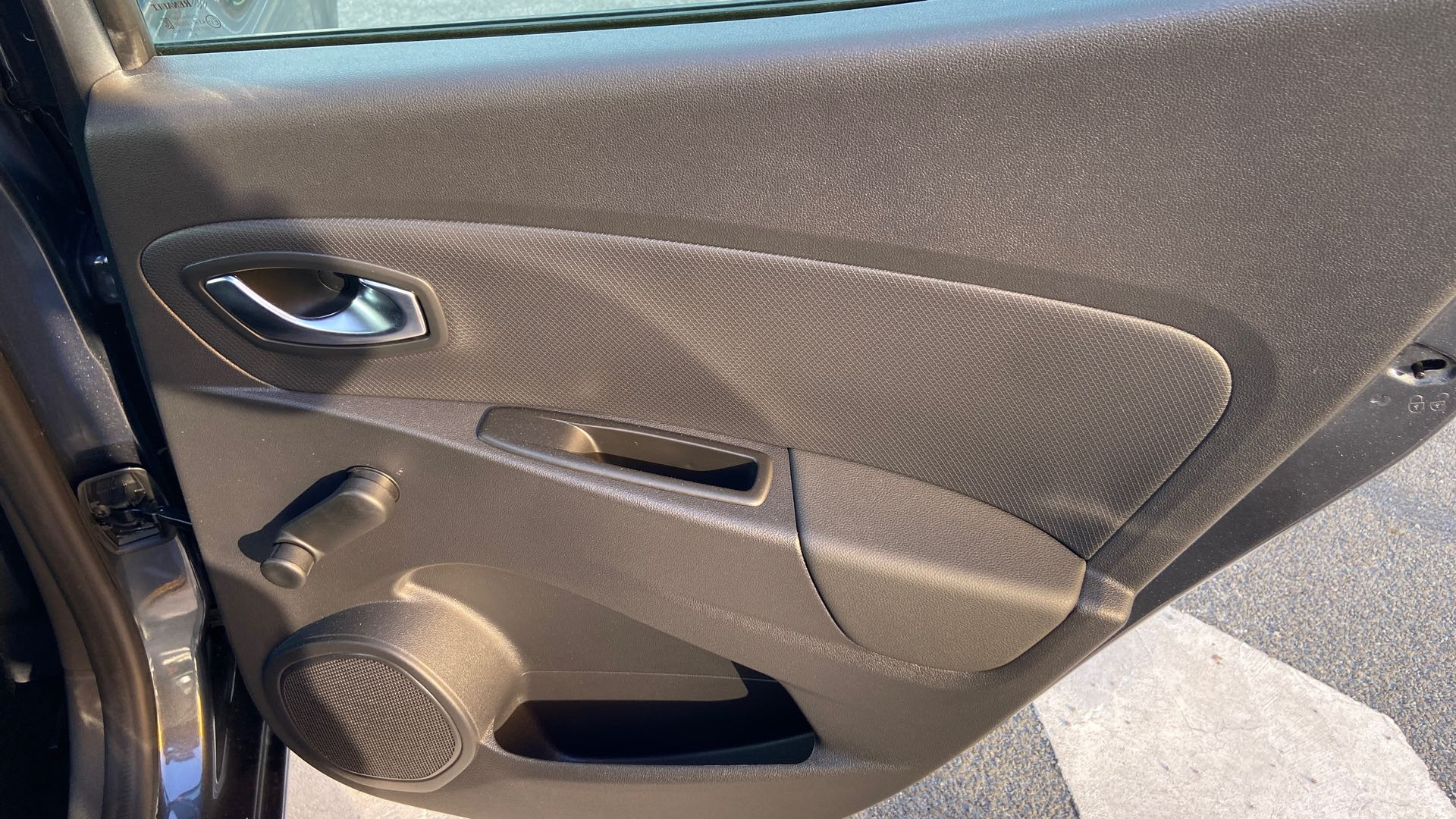Vente en ligne Renault Clio 4 Clio TCe 90 - 19 au prix de 12 000 €