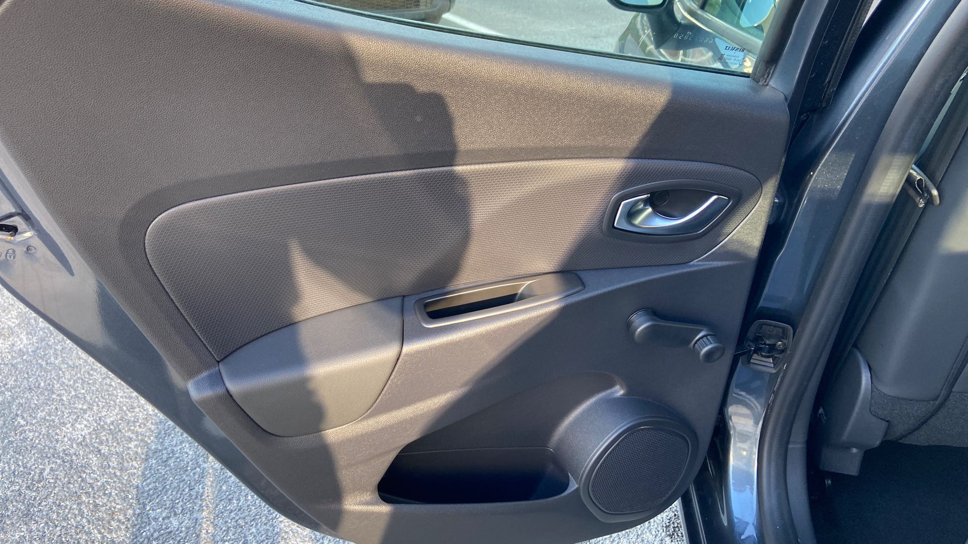 Vente en ligne Renault Clio 4 Clio TCe 90 - 19 au prix de 12 000 €