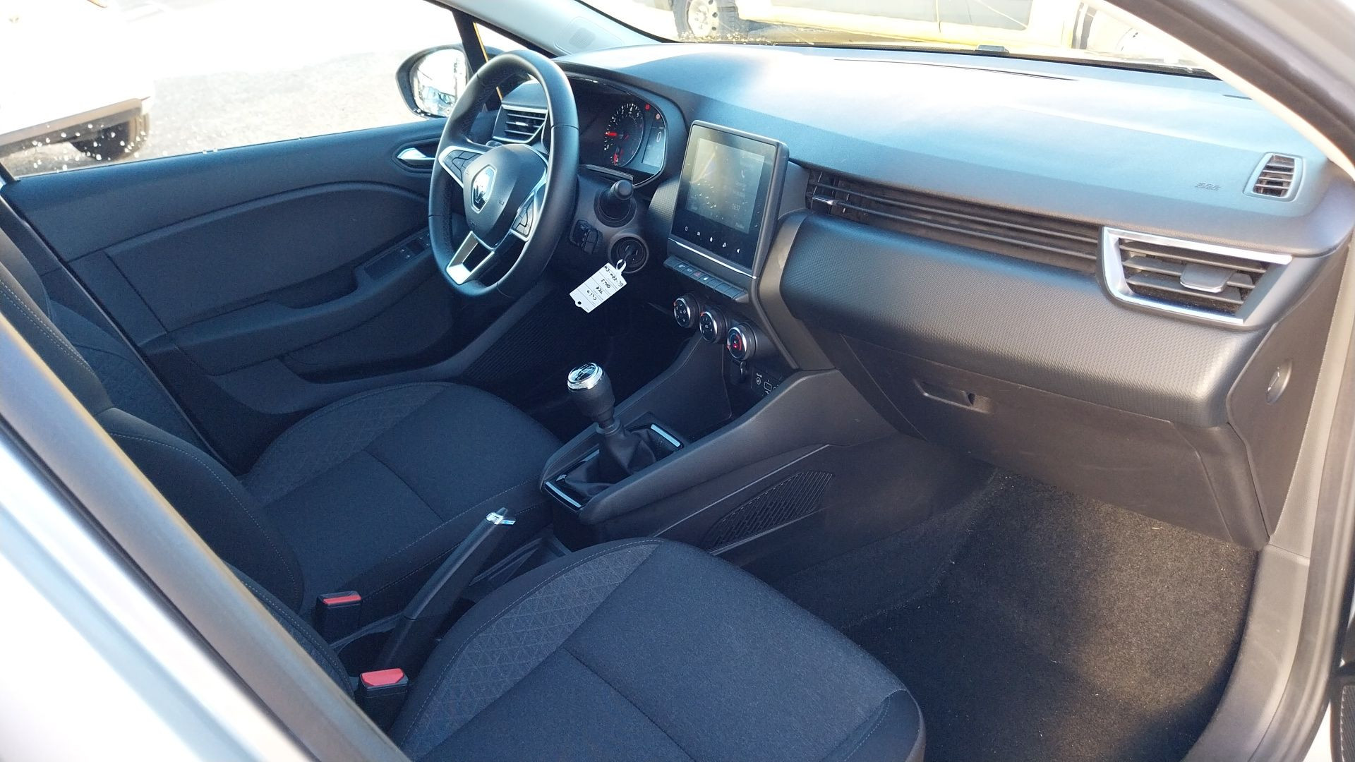 Vente en ligne Renault Clio 5 Clio TCe 90 au prix de 13 600 €