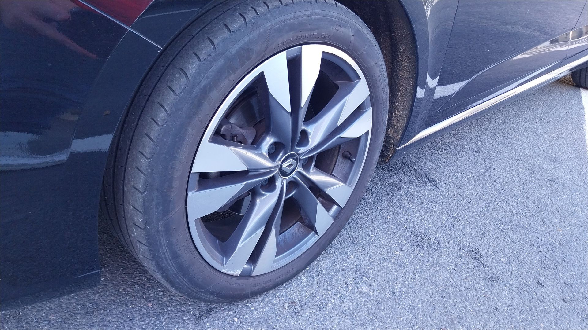 Vente en ligne Renault Megane 4 Mégane IV Berline TCe 140 FAP au prix de 16 200 €