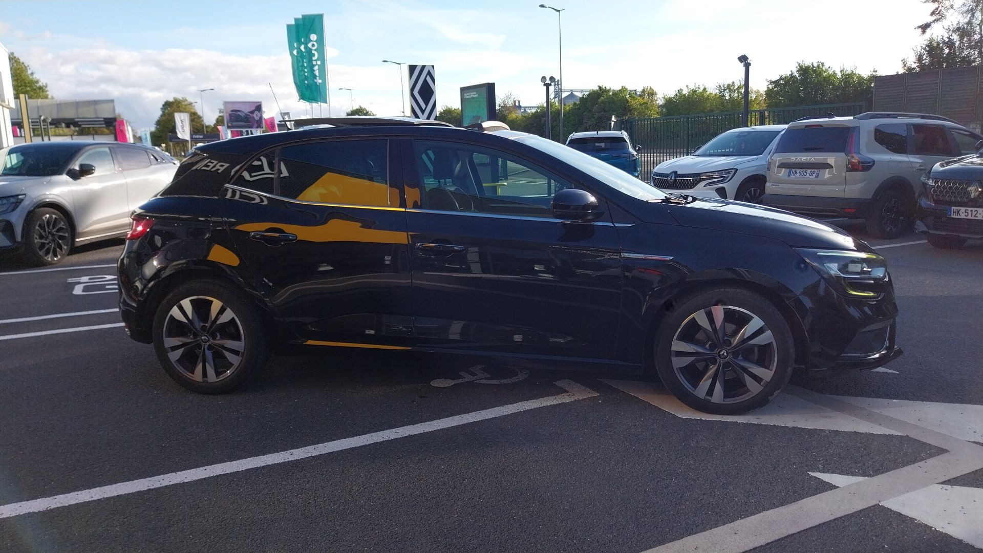Vente en ligne Renault Megane 4 Mégane IV Berline TCe 140 FAP au prix de 16 200 €