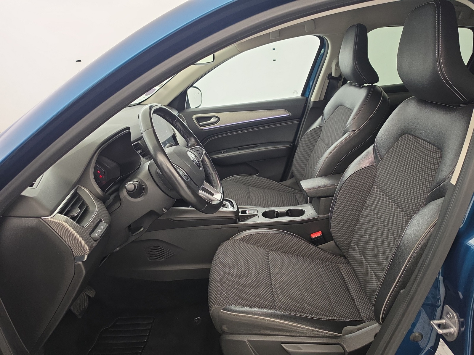 Vente en ligne Renault Arkana  E-Tech 145 - 21B au prix de 16 800 €