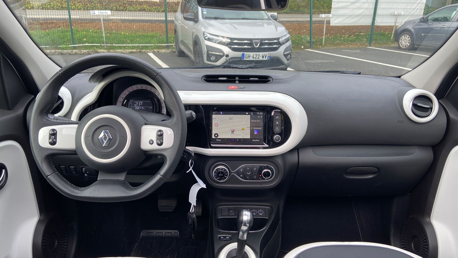 Vente en ligne Renault Twingo Electrique Twingo III E-Tech au prix de 15 000 €